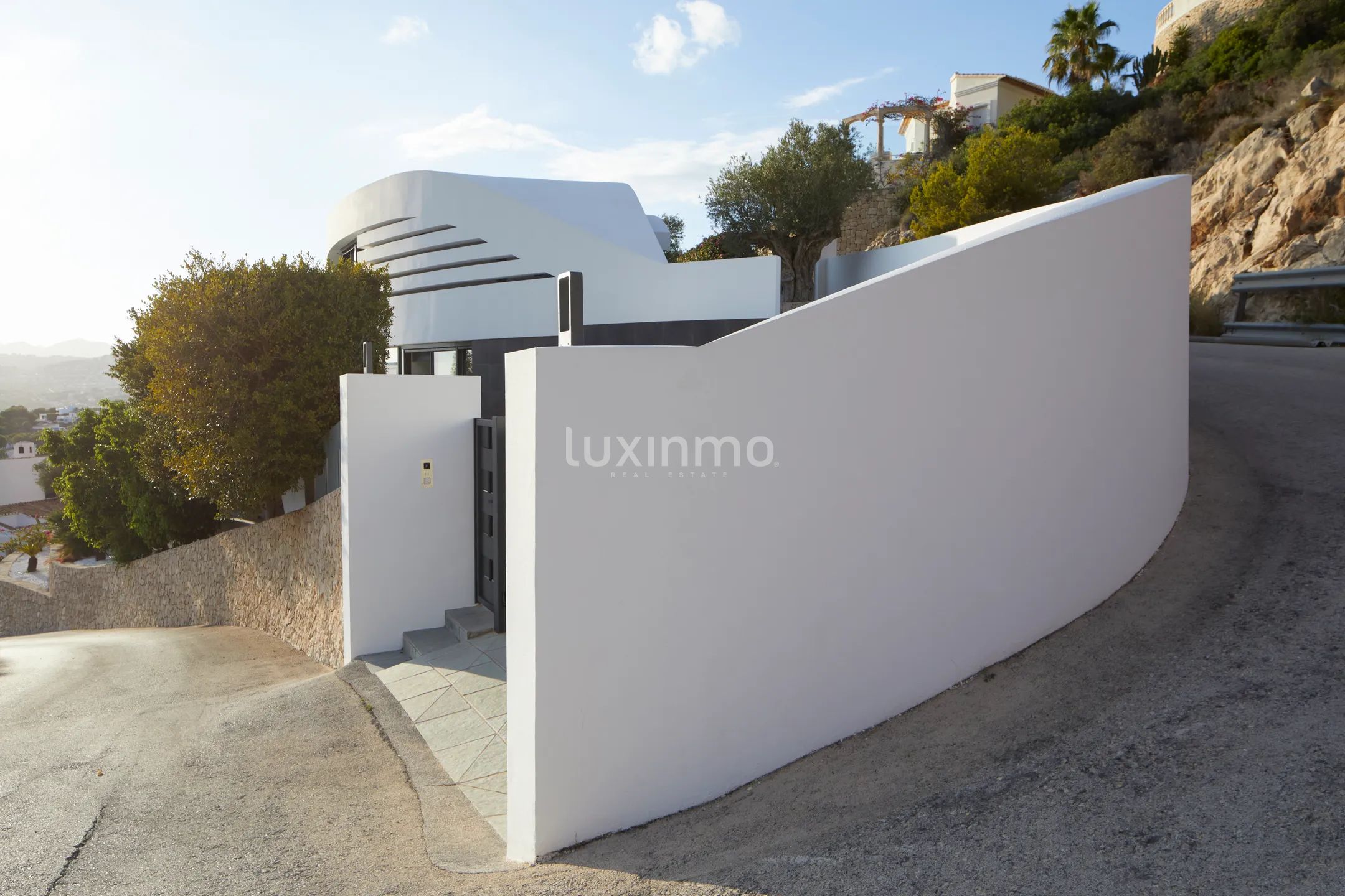 Designvilla till salu i El Portet Moraira med panoramautsikt över havet — photo 11