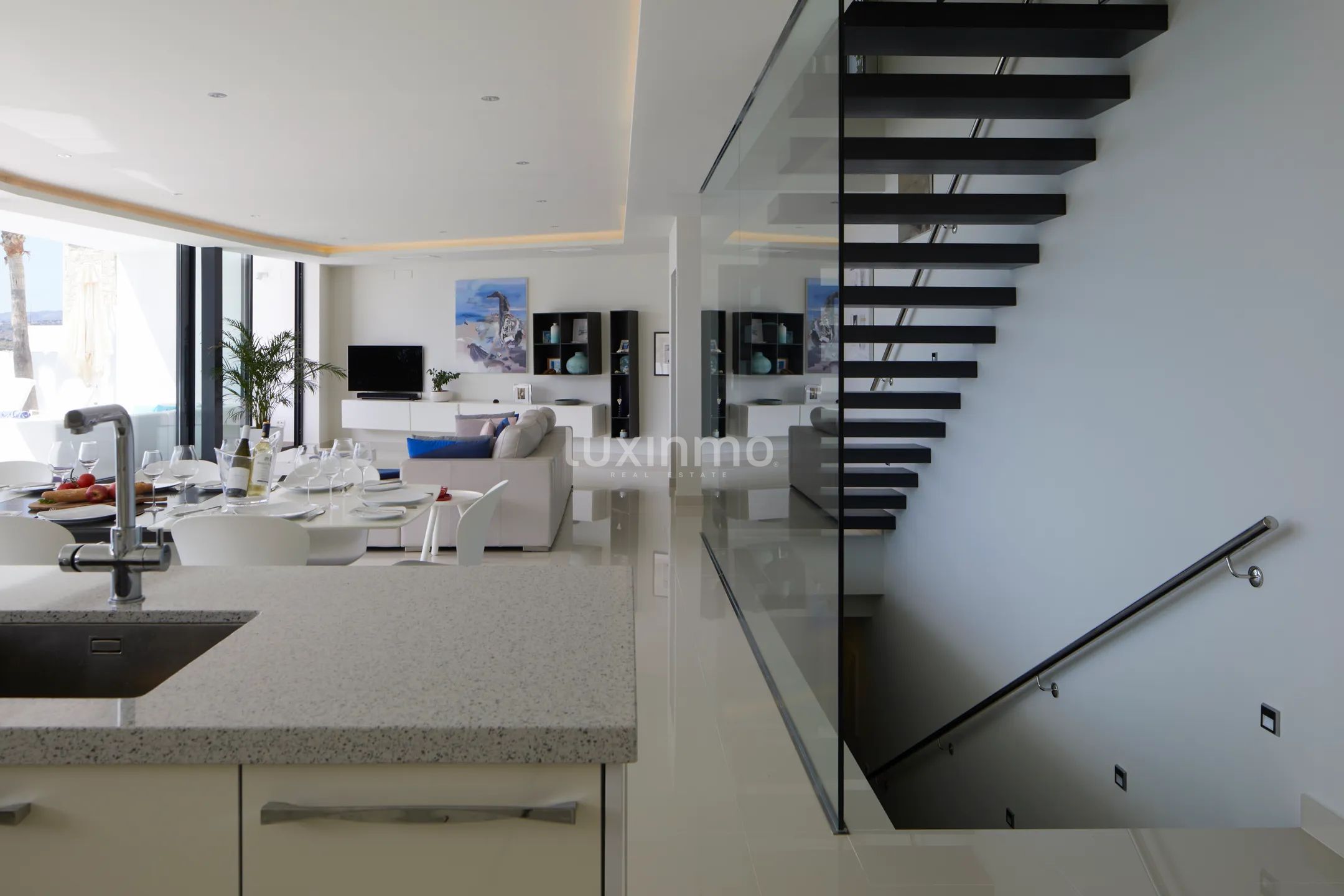 Designvilla til salgs i El Portet Moraira med panoramautsikt over sjøen — photo 14