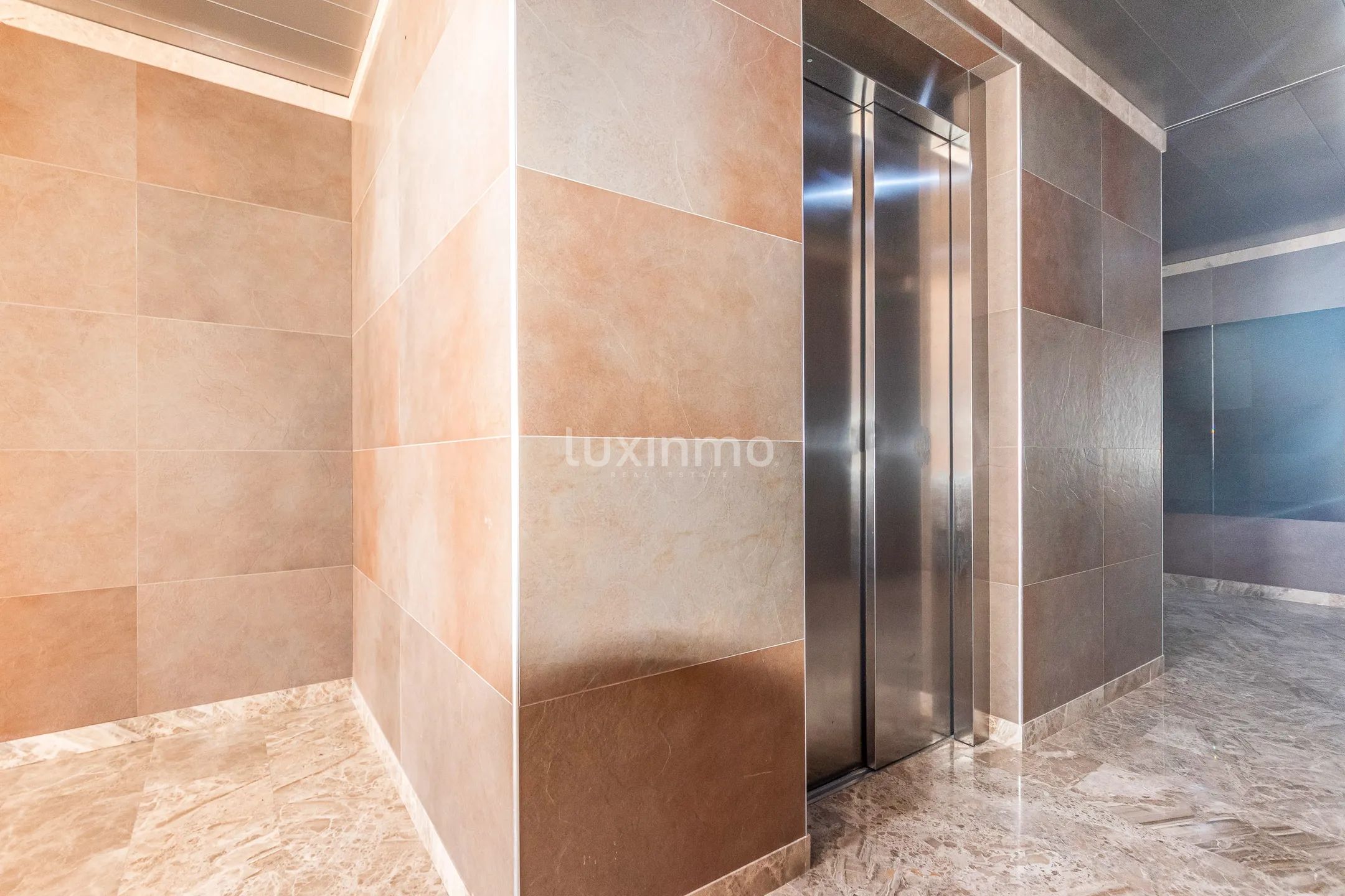 Apartment with sea views for rent in Altea — photo 20