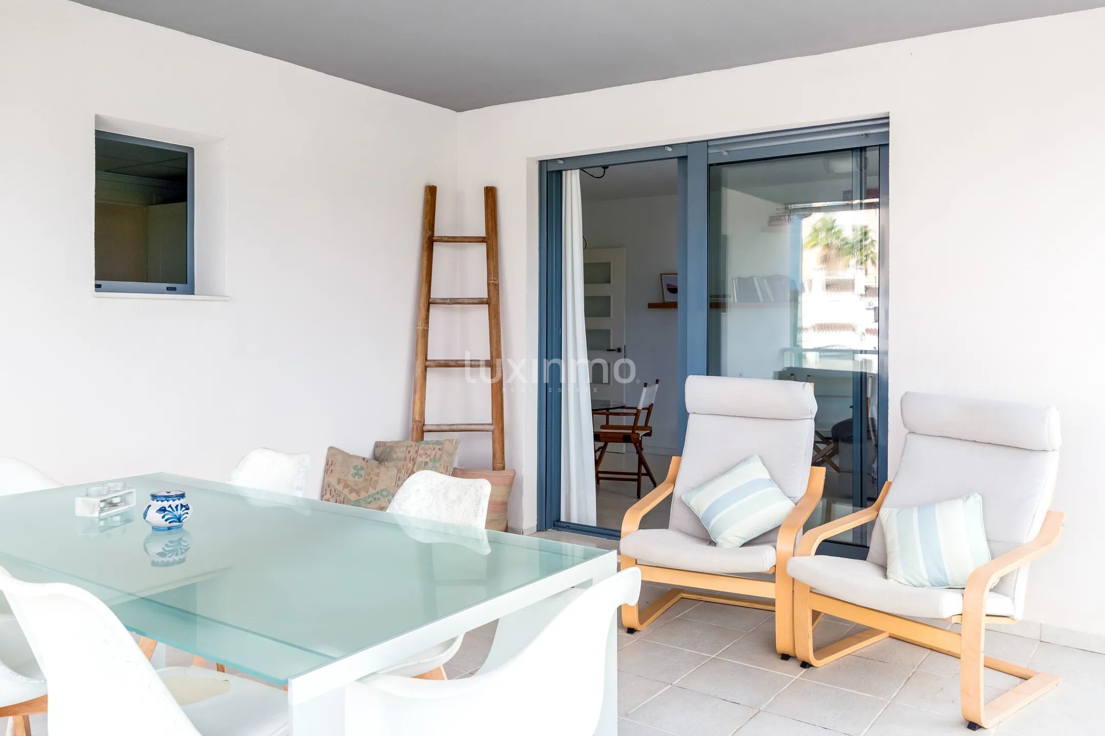 Mieszkanie z 3 sypialniami i dwiema łazienkami w Jávea — photo 13