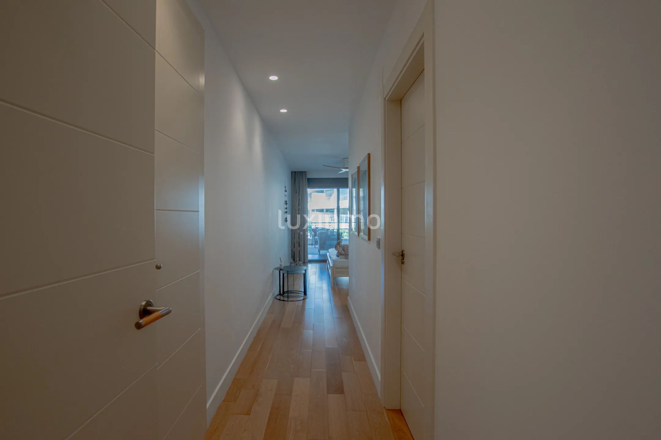 Аренда квартиры с видом на море yf на аренду в Маскарате — photo 14