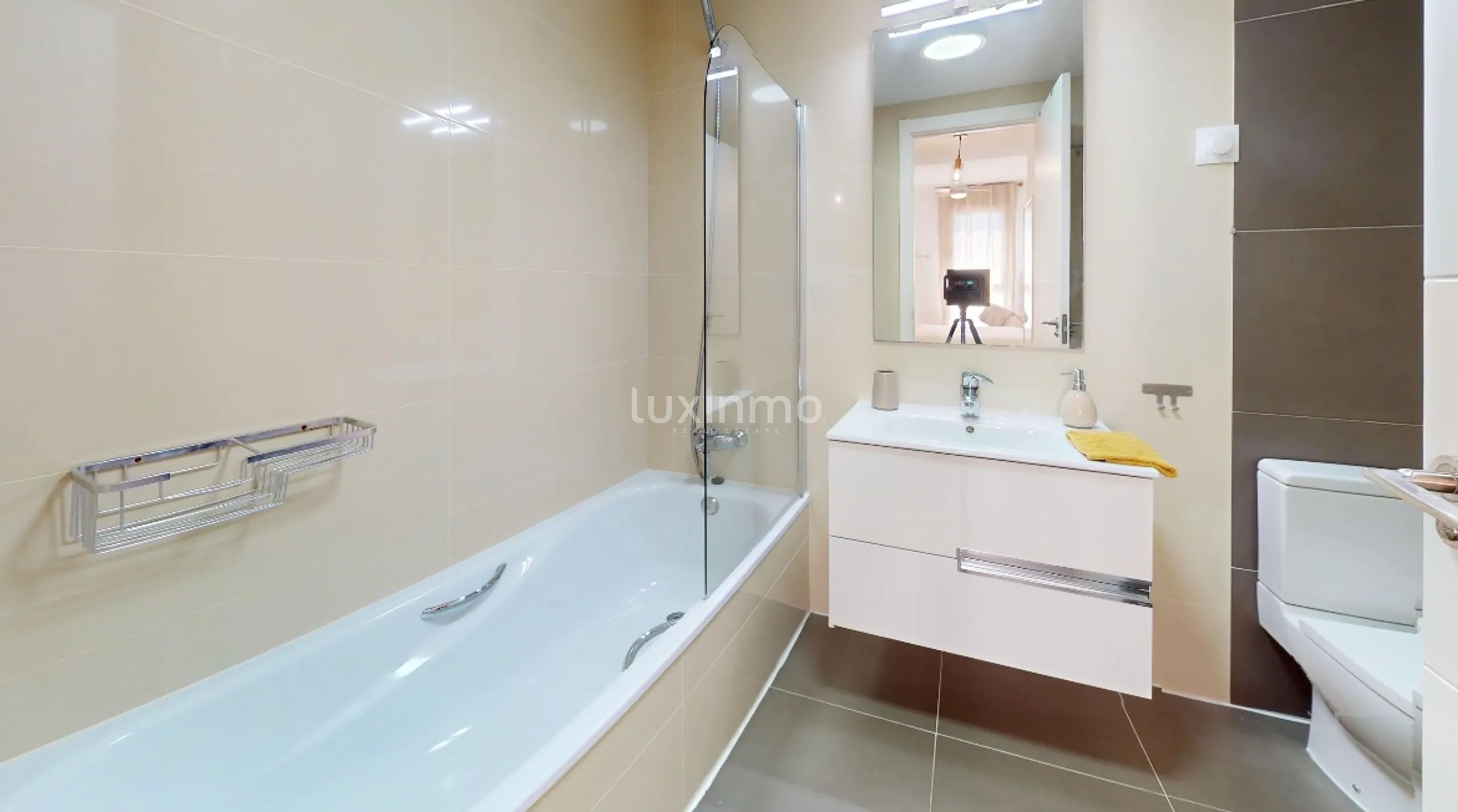 Modern lägenhet uthyres i PAU5 Playa de San Juan — photo 10