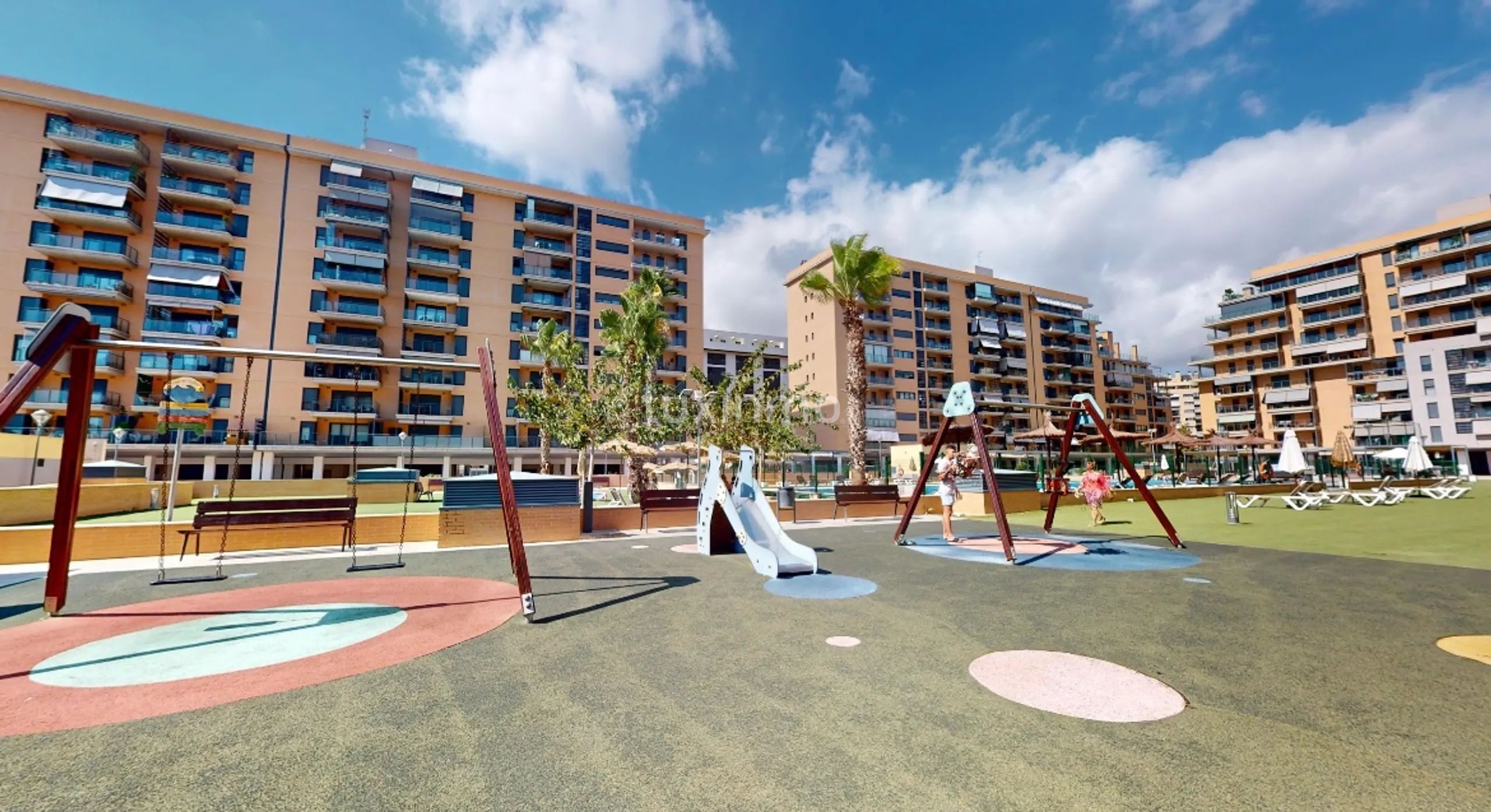 Modern lägenhet uthyres i PAU5 Playa de San Juan — photo 16