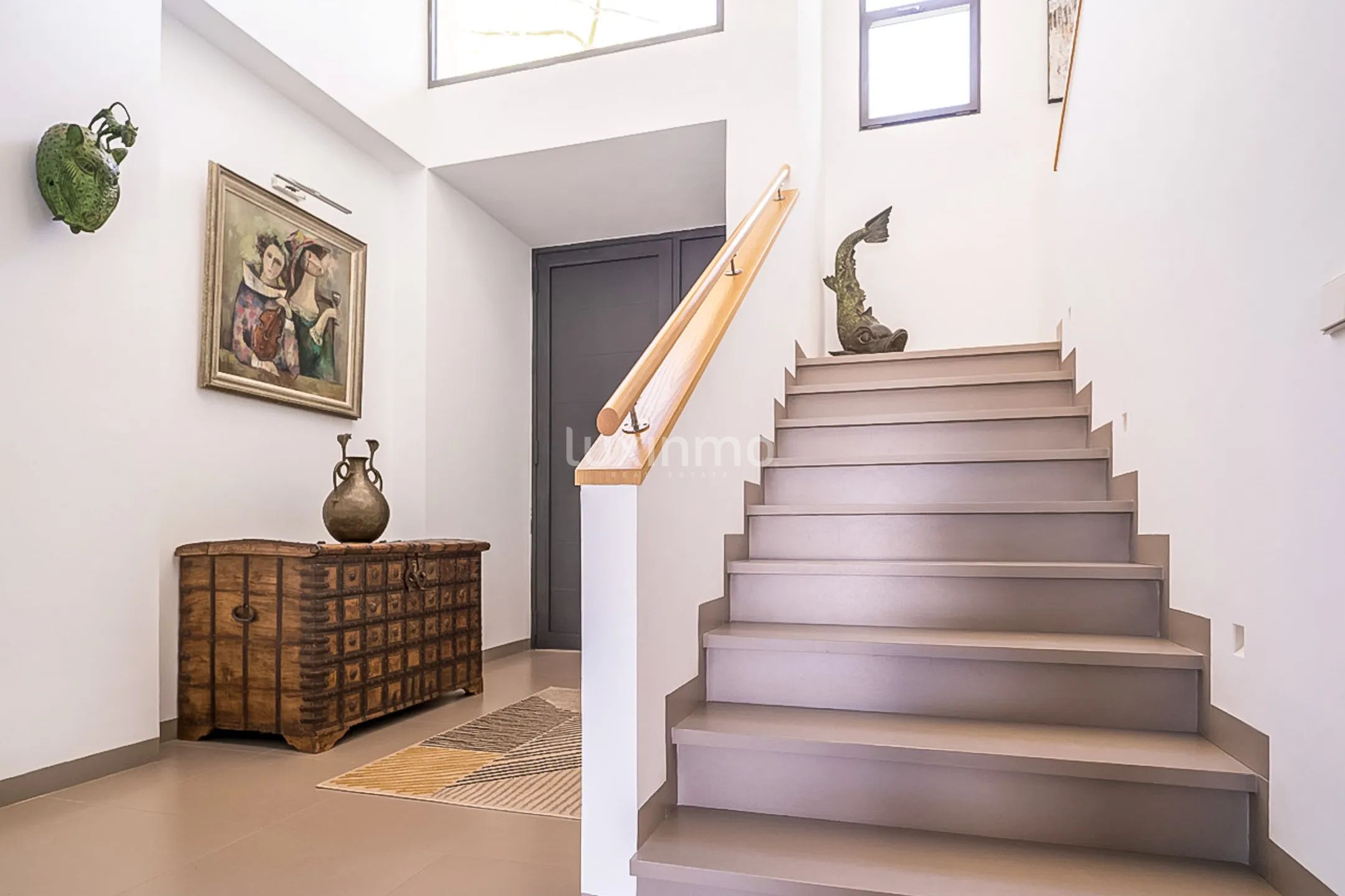 Villa familiale indépendante avec piscine et garage — photo 7