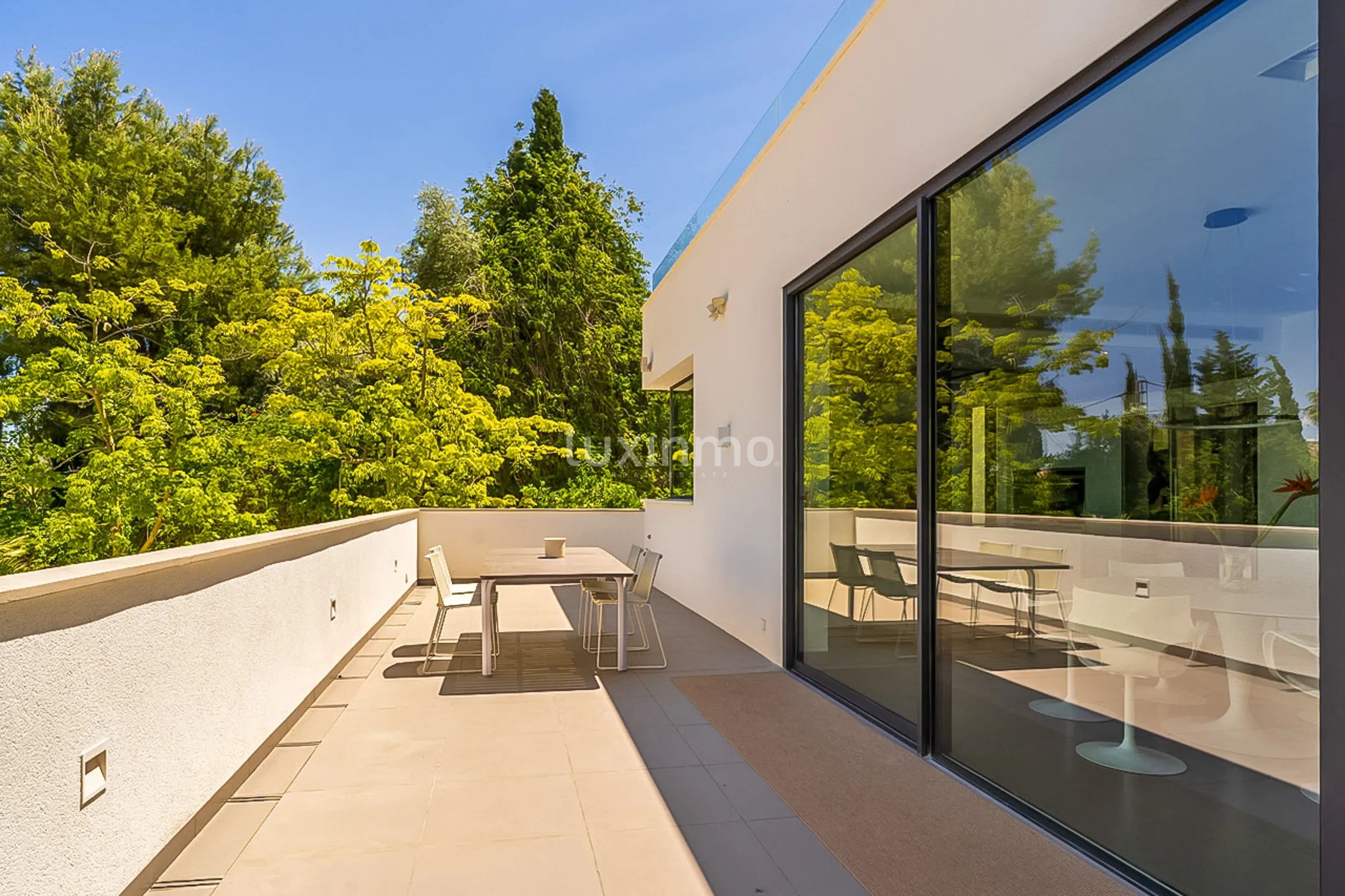 Villa familiale indépendante avec piscine et garage — photo 21