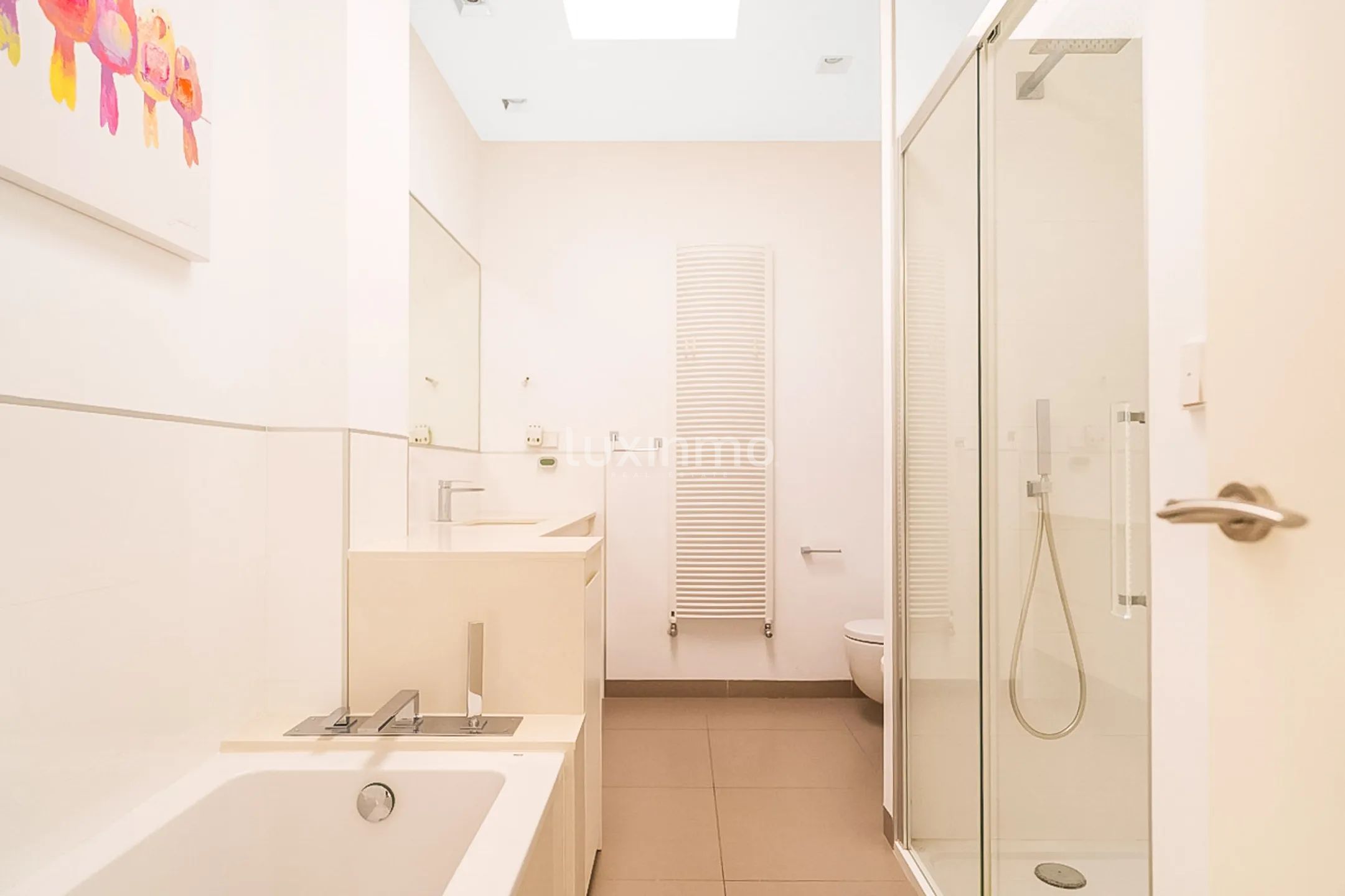 Villa familiale indépendante avec piscine et garage — photo 22