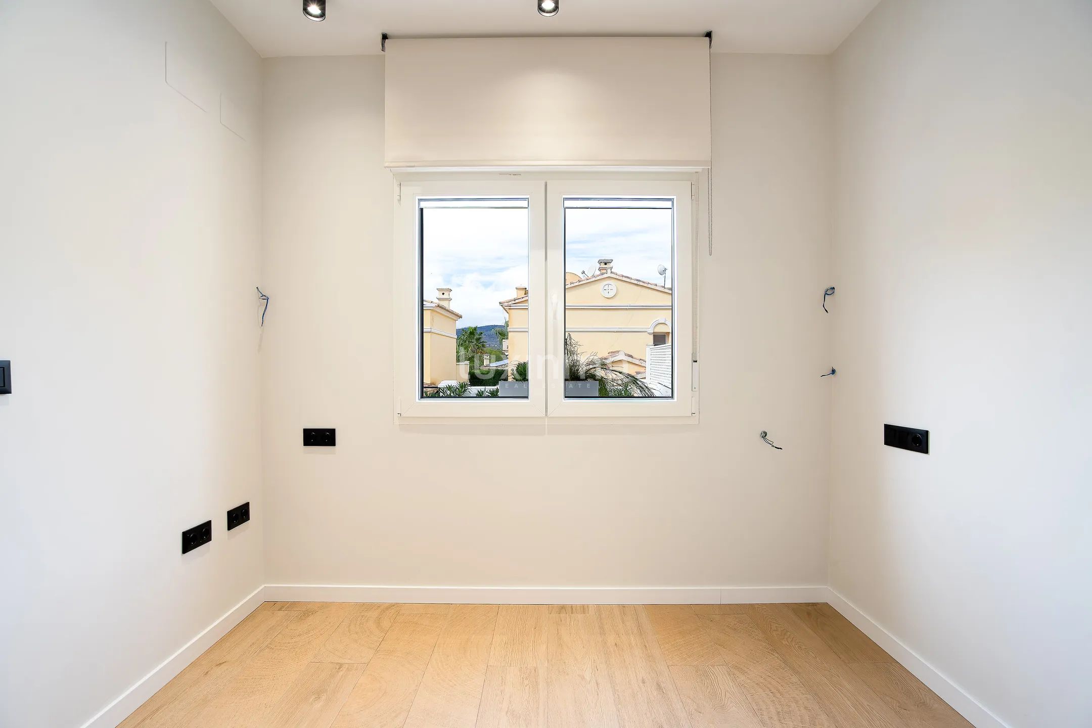 Designer renovated house in Calpe with garden — photo 23