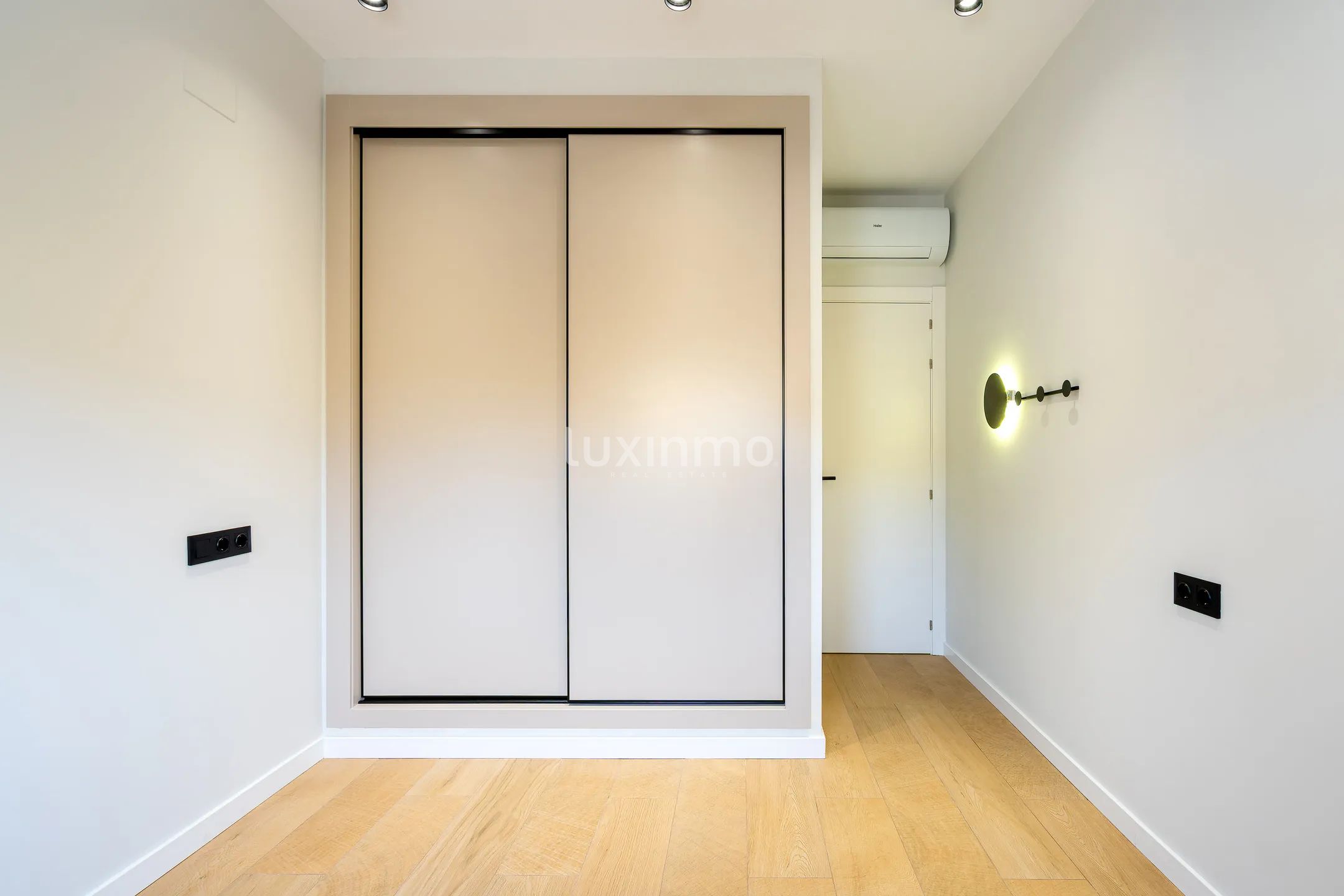 Designer renovated house in Calpe with garden — photo 24