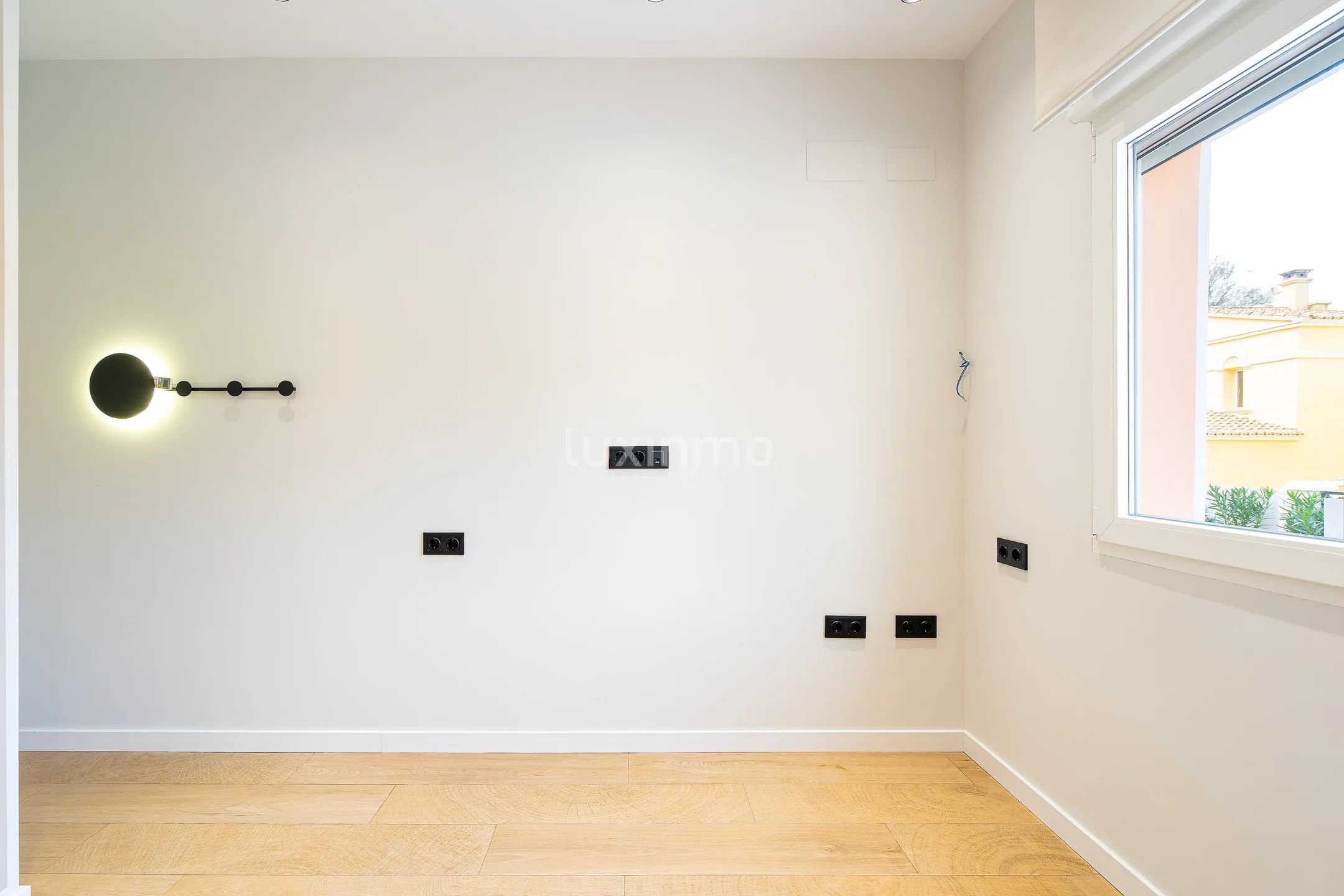 Designer renovated house in Calpe with garden — photo 22