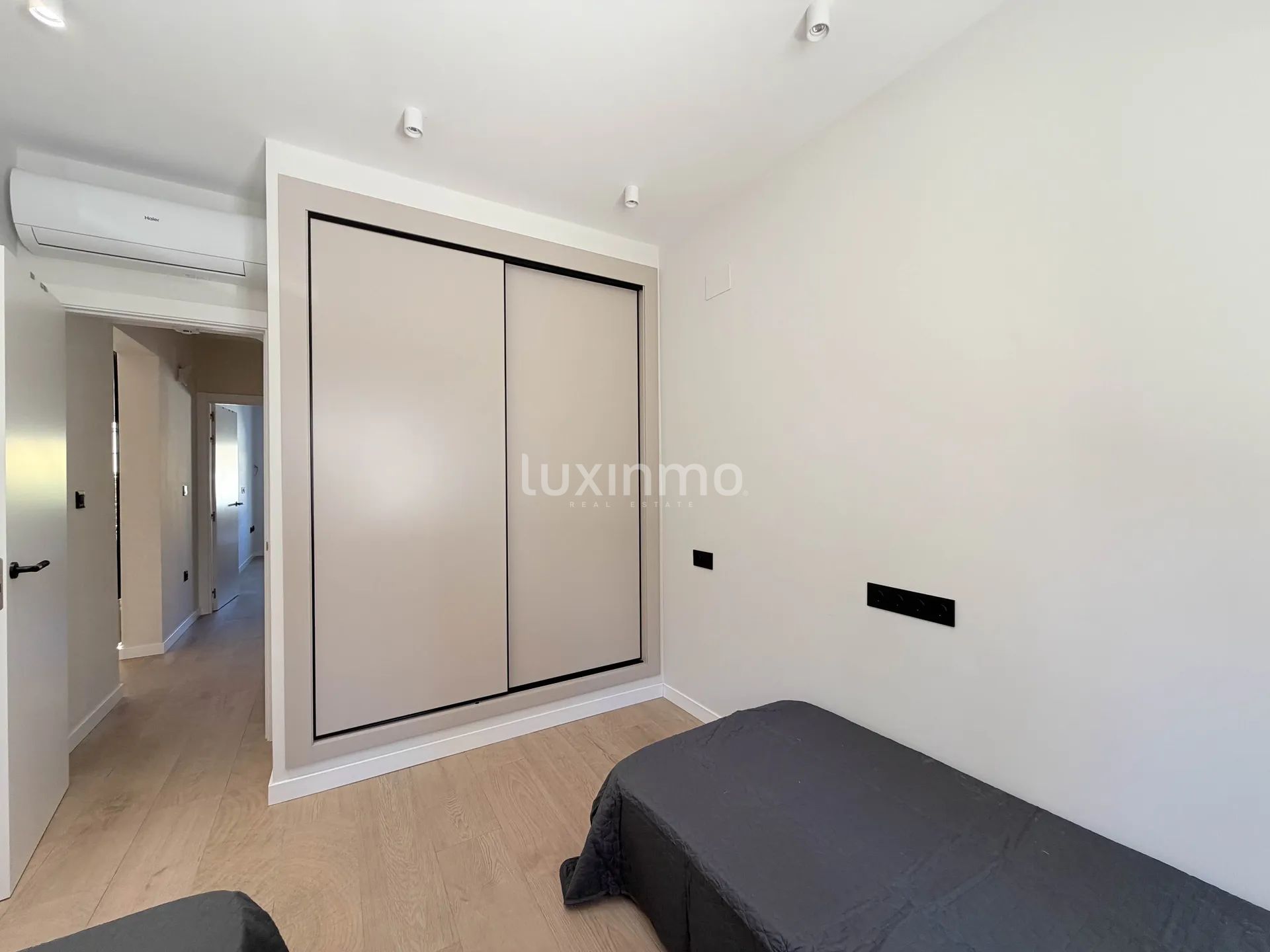 Designer renovated house in Calpe with garden — photo 25