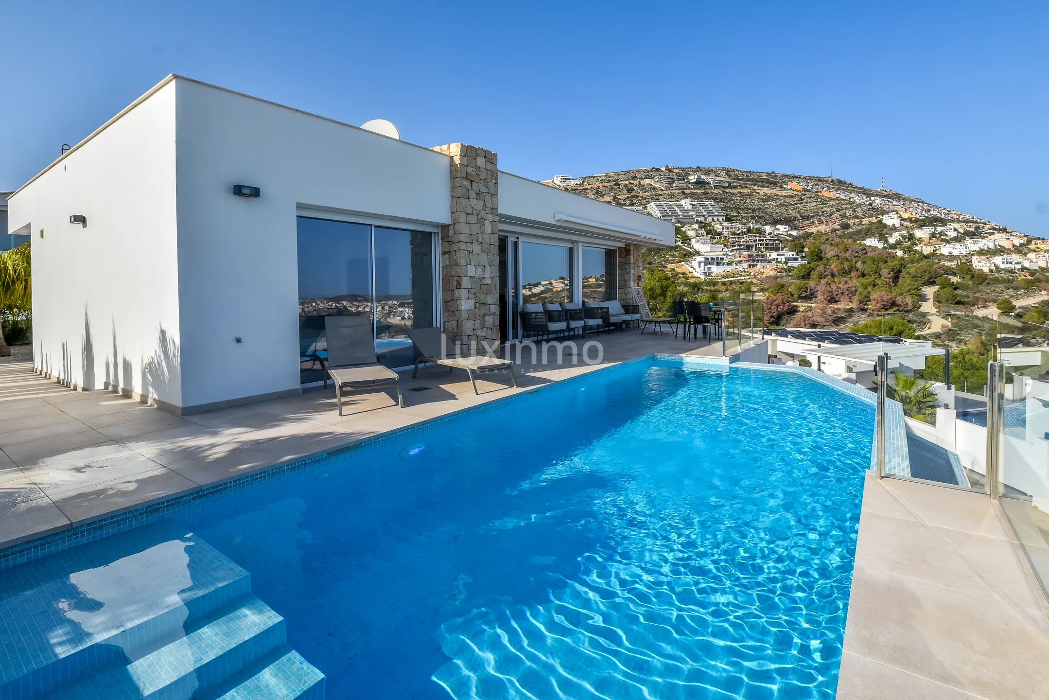 Spektakuläre Villa in Cumbre del Sol in Moraira — photo 25