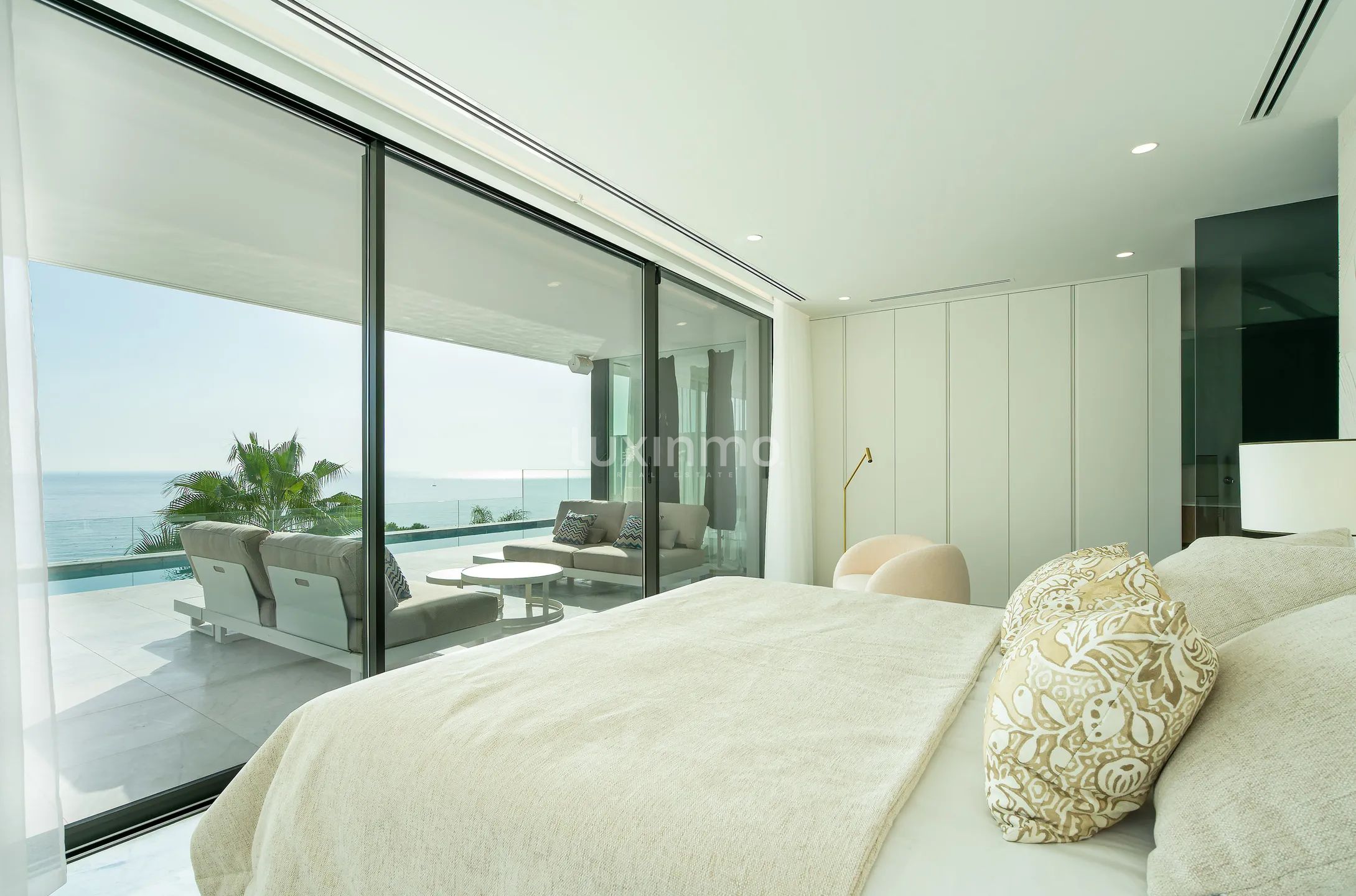 Stunning 3-Bedroom Apartment with Private Pool and Sea Views in Mascarat, Altea — photo 9