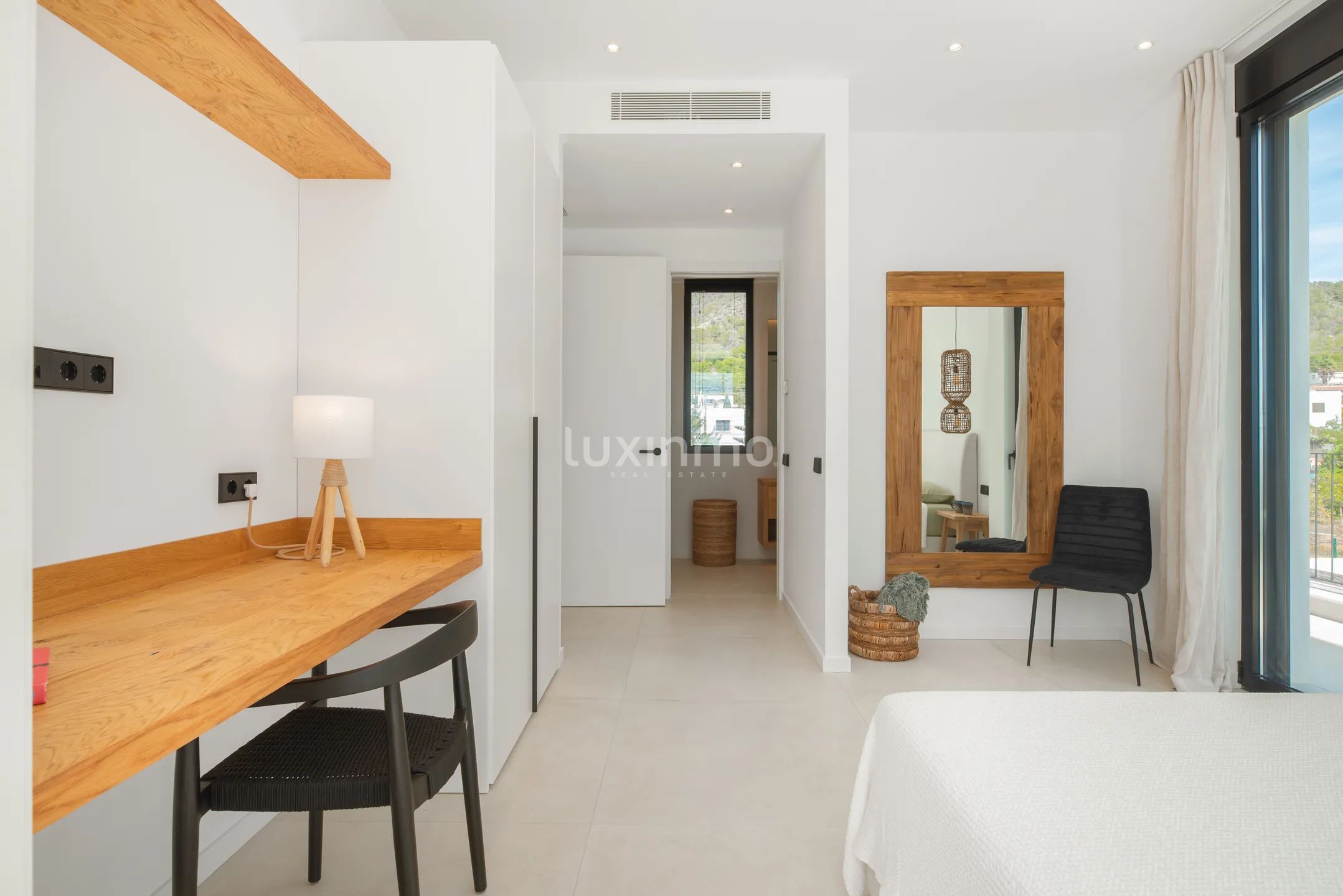 Nybyggd lyxig villa med 6 sovrum i Sa Carroca, Ibiza — photo 19