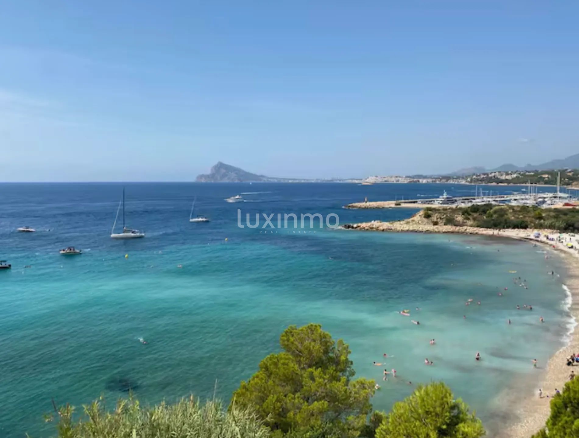 Ekskluzywny dwupoziomowy apartament w Cala Mascarat Altea — photo 18