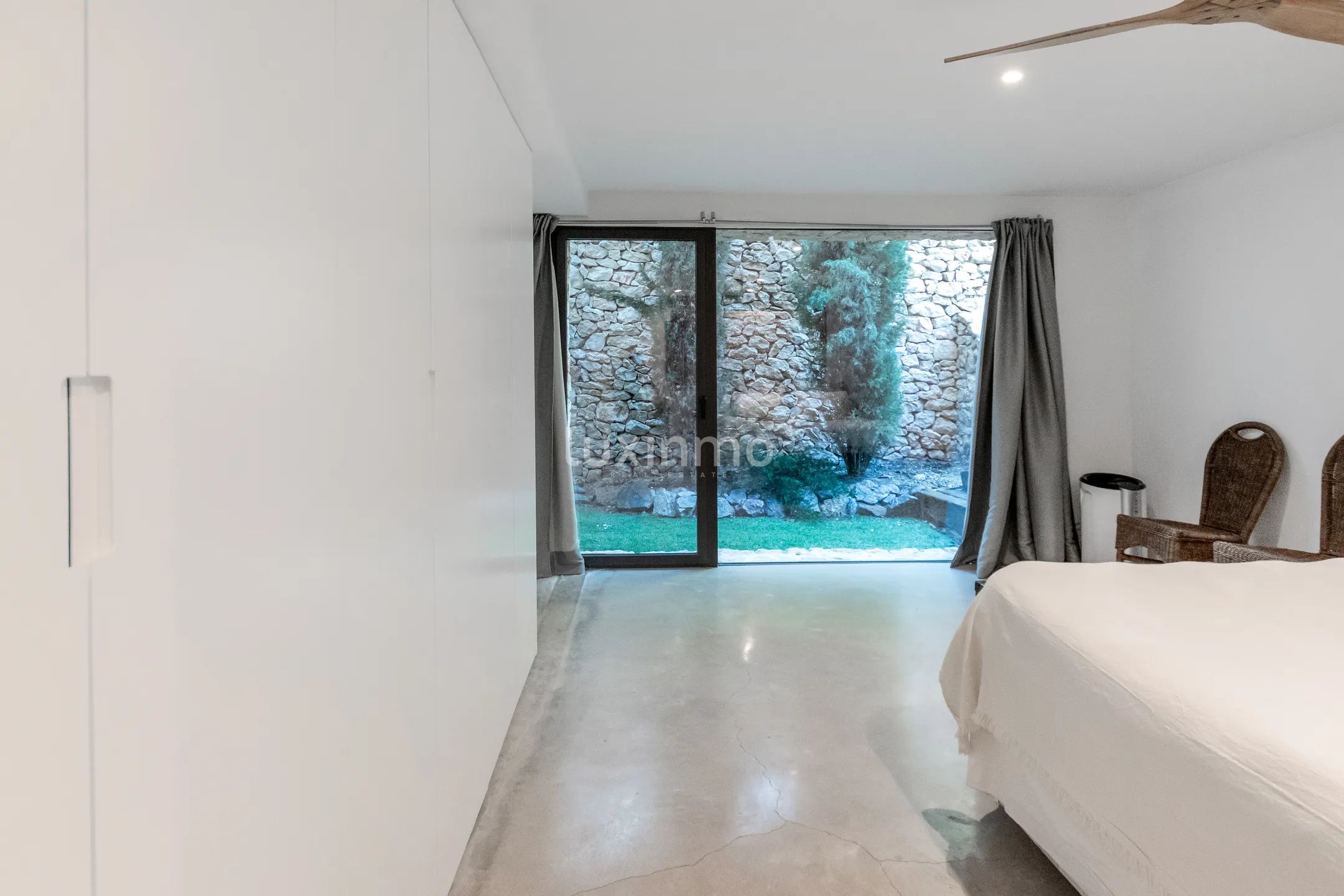 Impressive villa in the prestigious area of El Portet in Moraira — photo 24