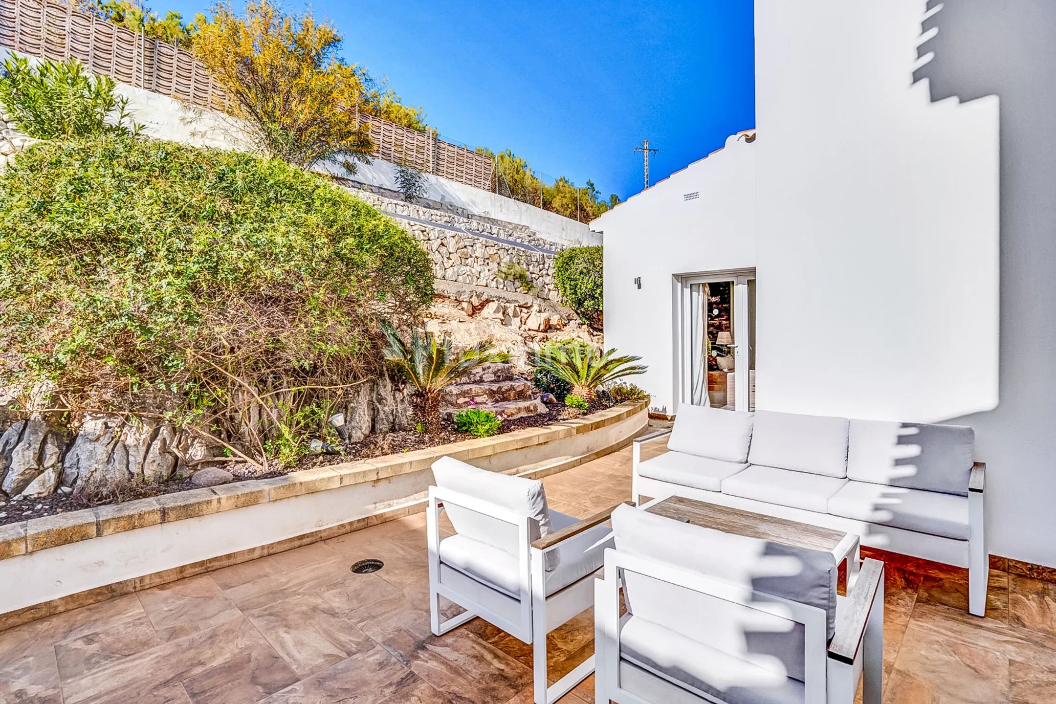 Exclusive villa with sea views in Jávea — photo 19