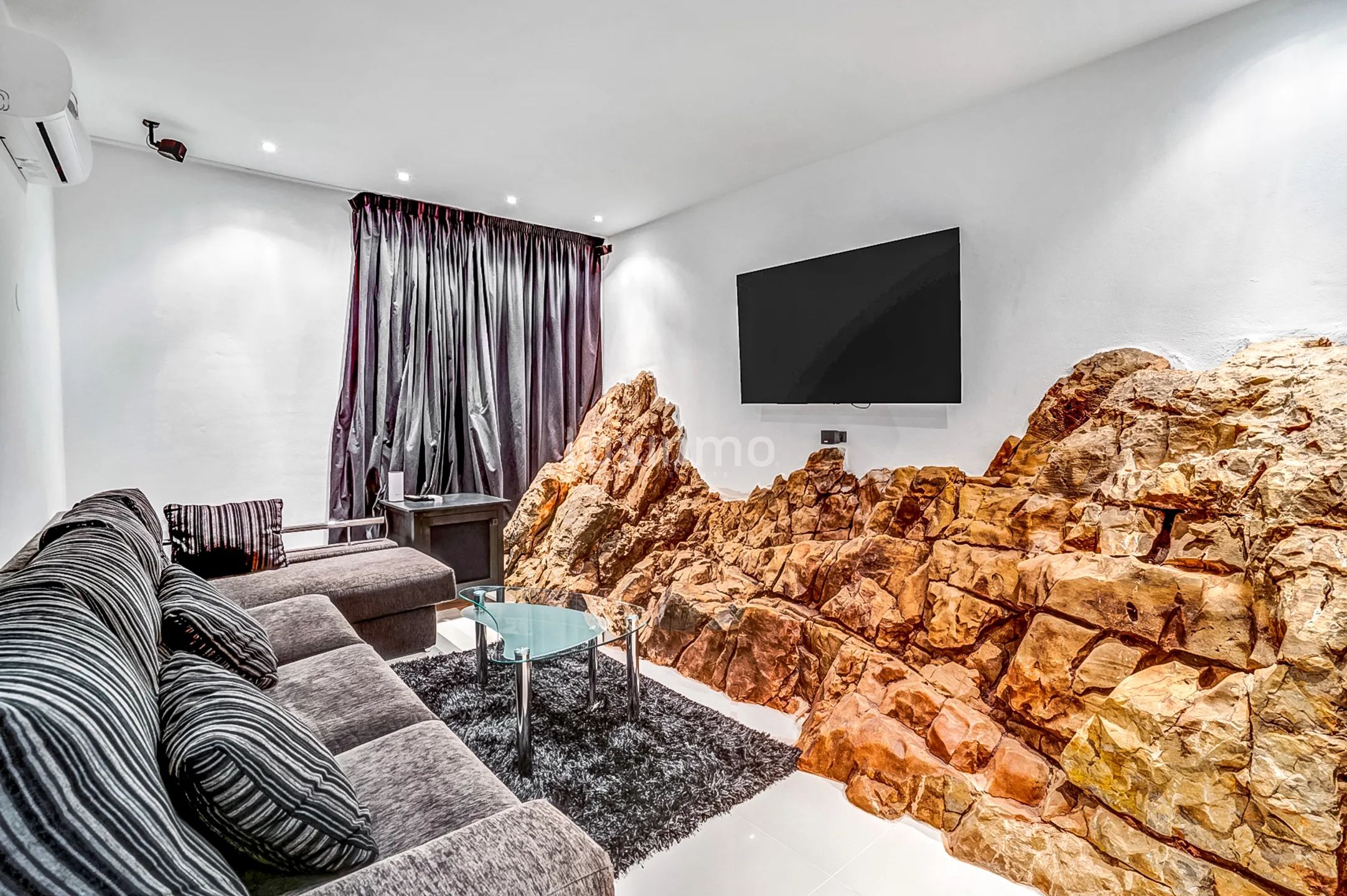 Exclusive villa with sea views in Jávea — photo 36