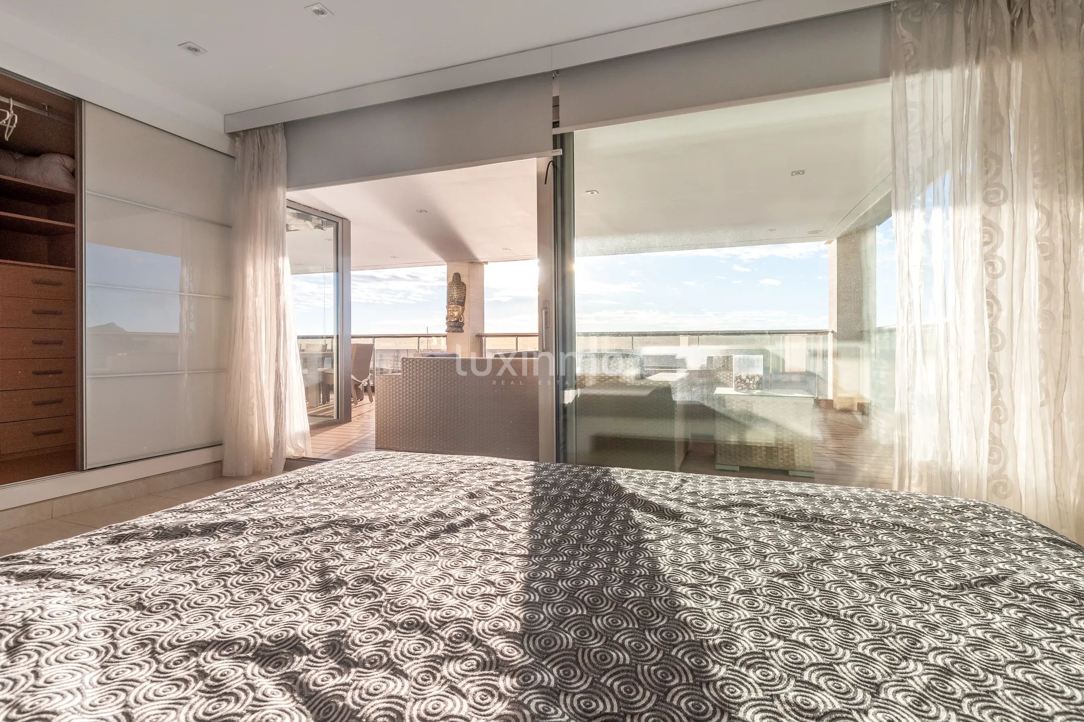 Espectacular apartamento de lujo en Playa Mascarat — photo 12