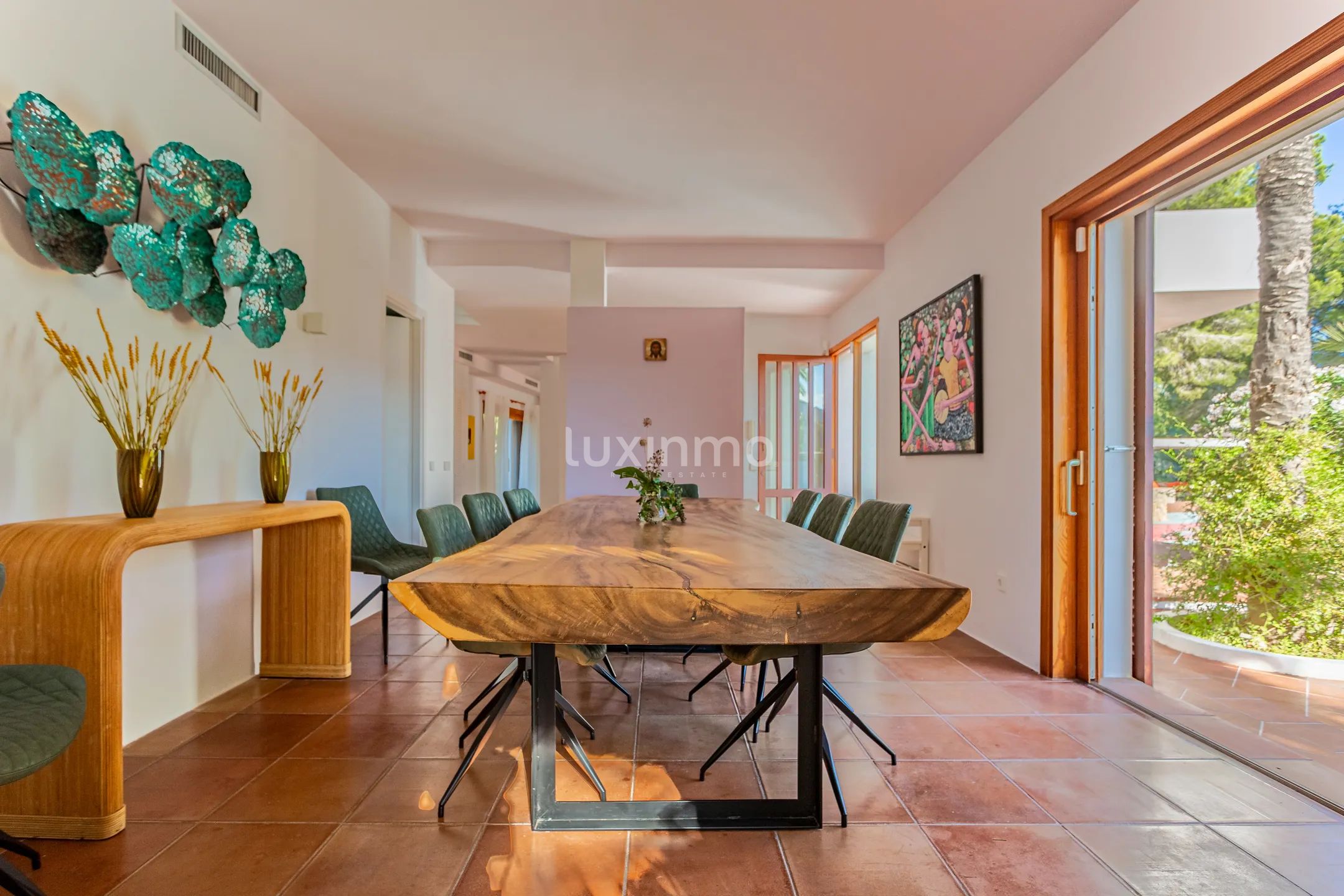 Stunning 5-Bedroom Modern Mediterranean Villa in Roca Llisa near the Golf Course — photo 26