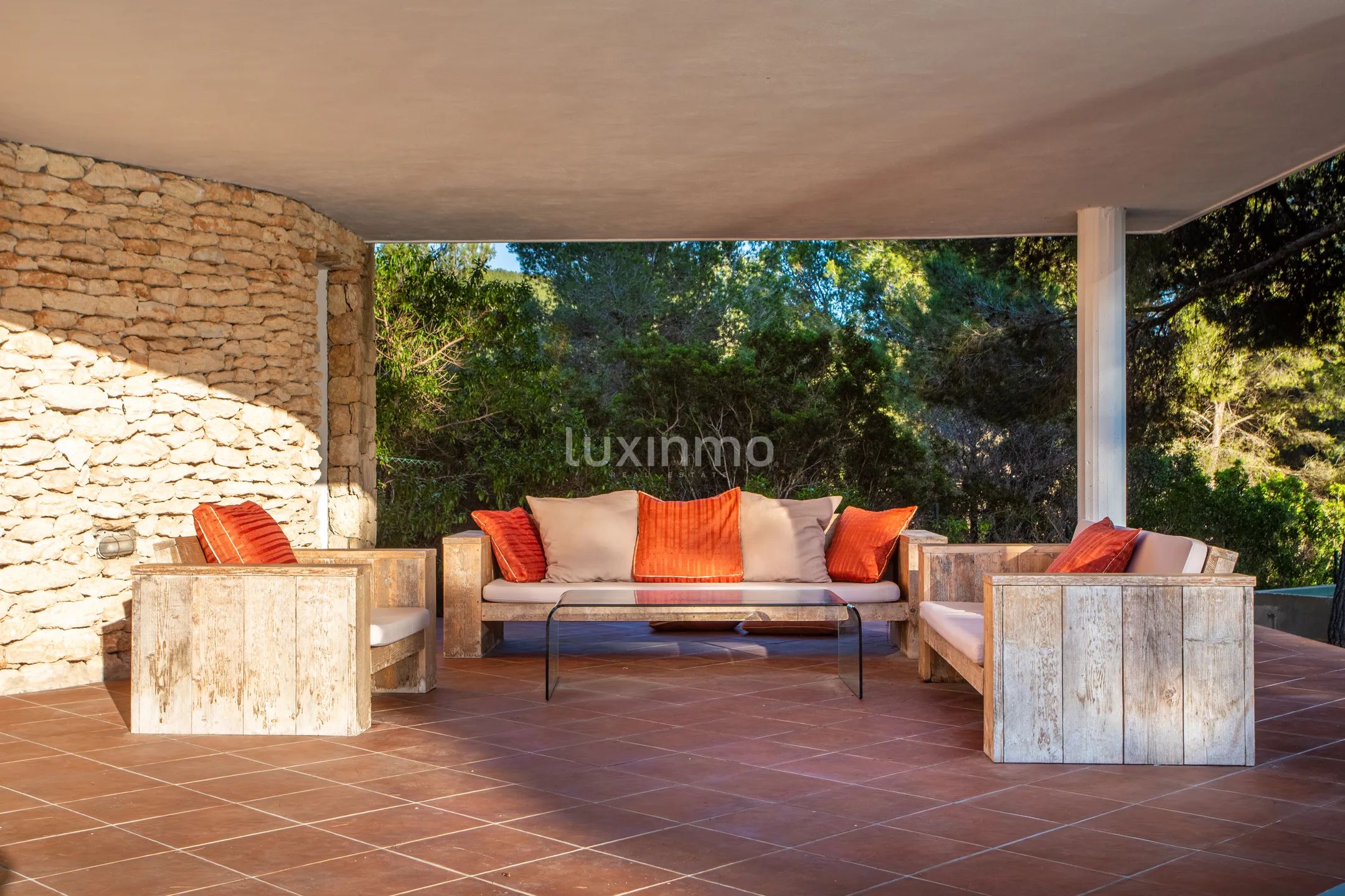 Stunning 5-Bedroom Modern Mediterranean Villa in Roca Llisa near the Golf Course — photo 46