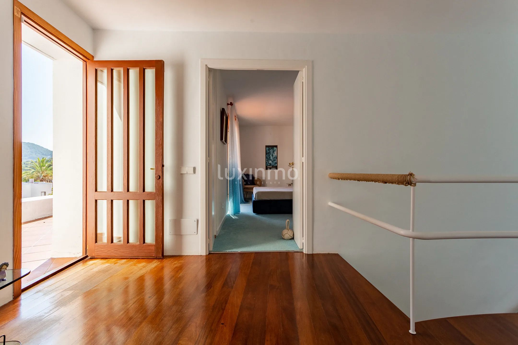 Stunning 5-Bedroom Modern Mediterranean Villa in Roca Llisa near the Golf Course — photo 55