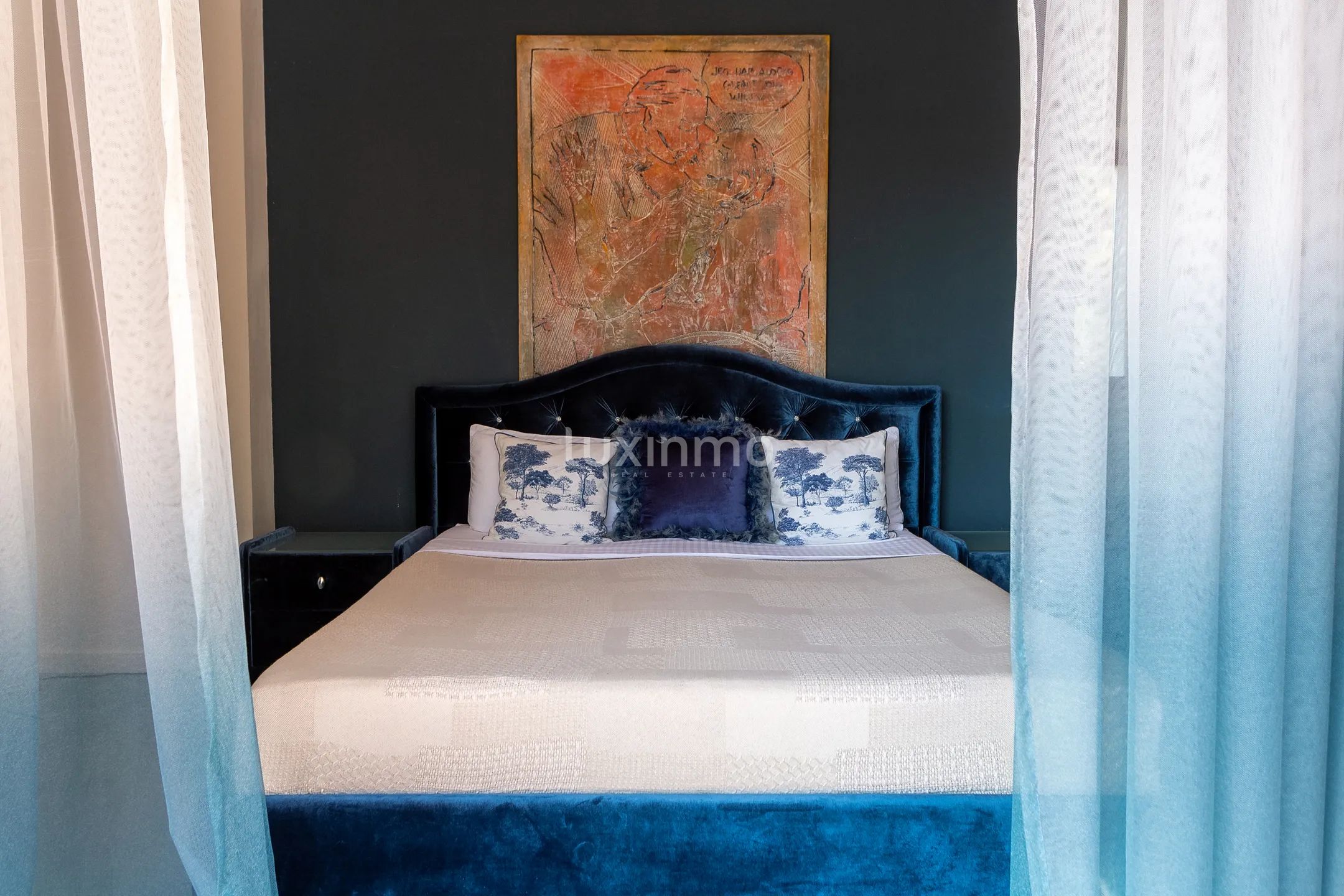 Stunning 5-Bedroom Modern Mediterranean Villa in Roca Llisa near the Golf Course — photo 52