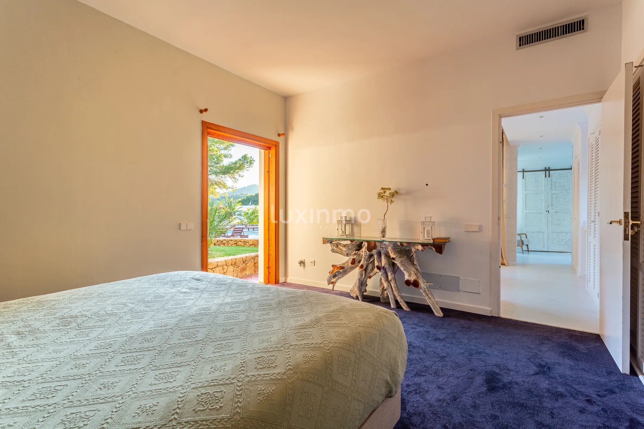 Stunning 5-Bedroom Modern Mediterranean Villa in Roca Llisa near the Golf Course — photo 49