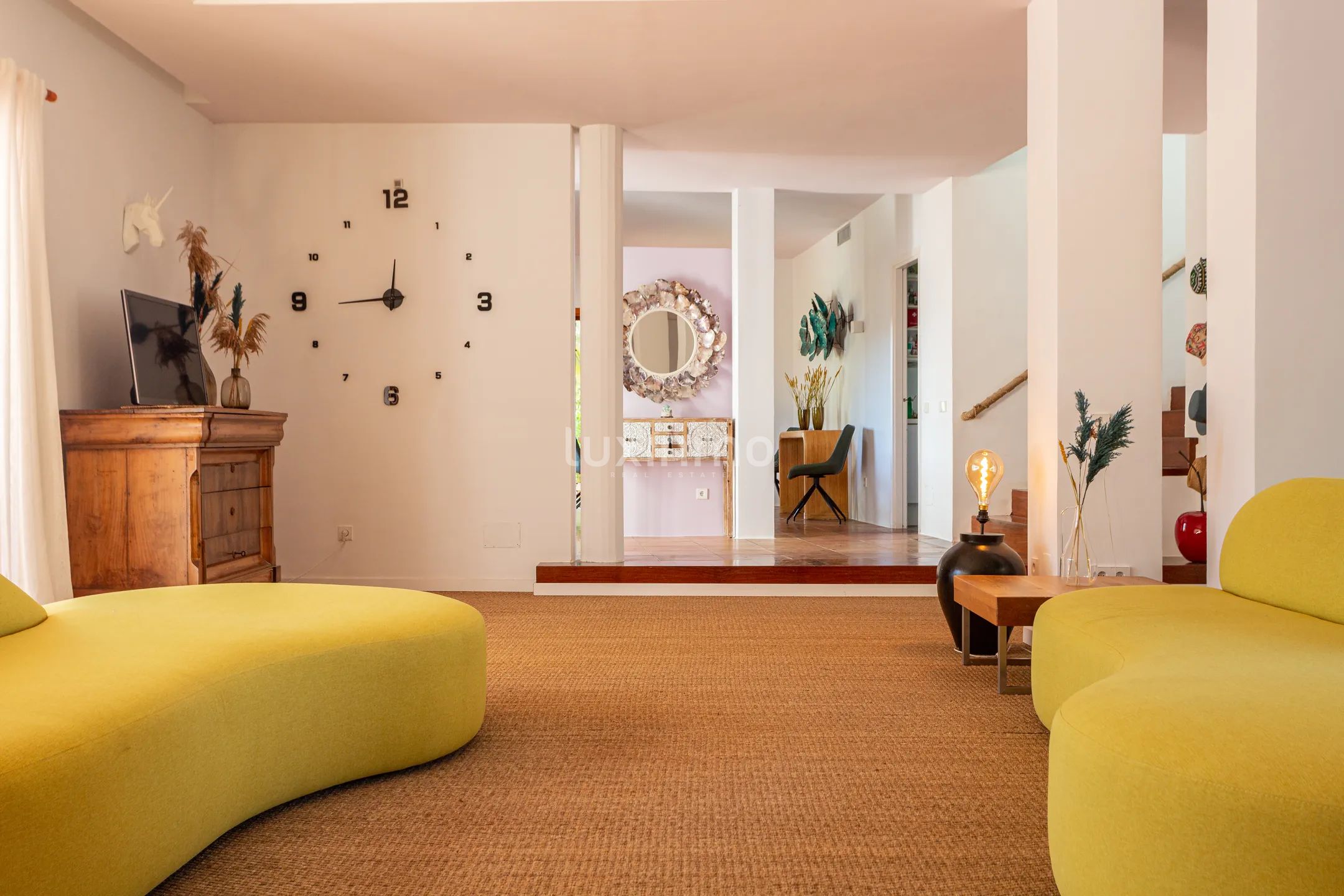 Stunning 5-Bedroom Modern Mediterranean Villa in Roca Llisa near the Golf Course — photo 25