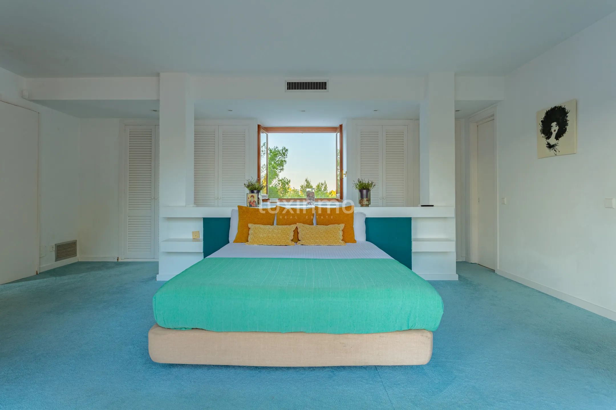 Stunning 5-Bedroom Modern Mediterranean Villa in Roca Llisa near the Golf Course — photo 50