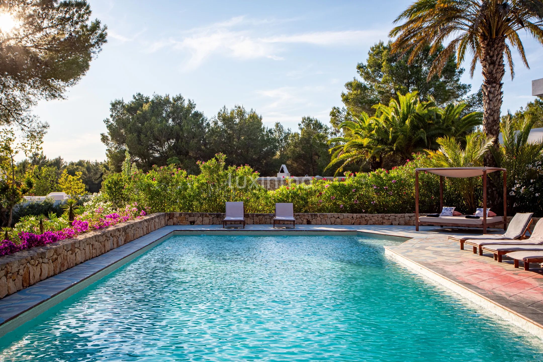 Stunning 5-Bedroom Modern Mediterranean Villa in Roca Llisa near the Golf Course — photo 45