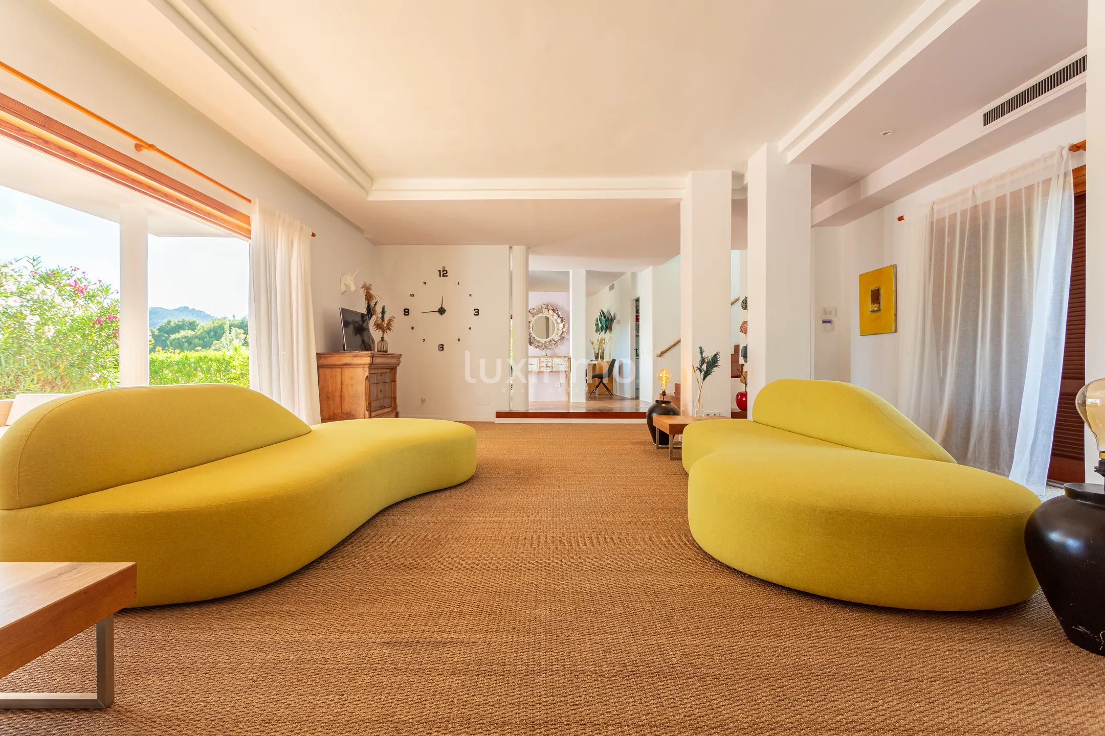 Stunning 5-Bedroom Modern Mediterranean Villa in Roca Llisa near the Golf Course — photo 23