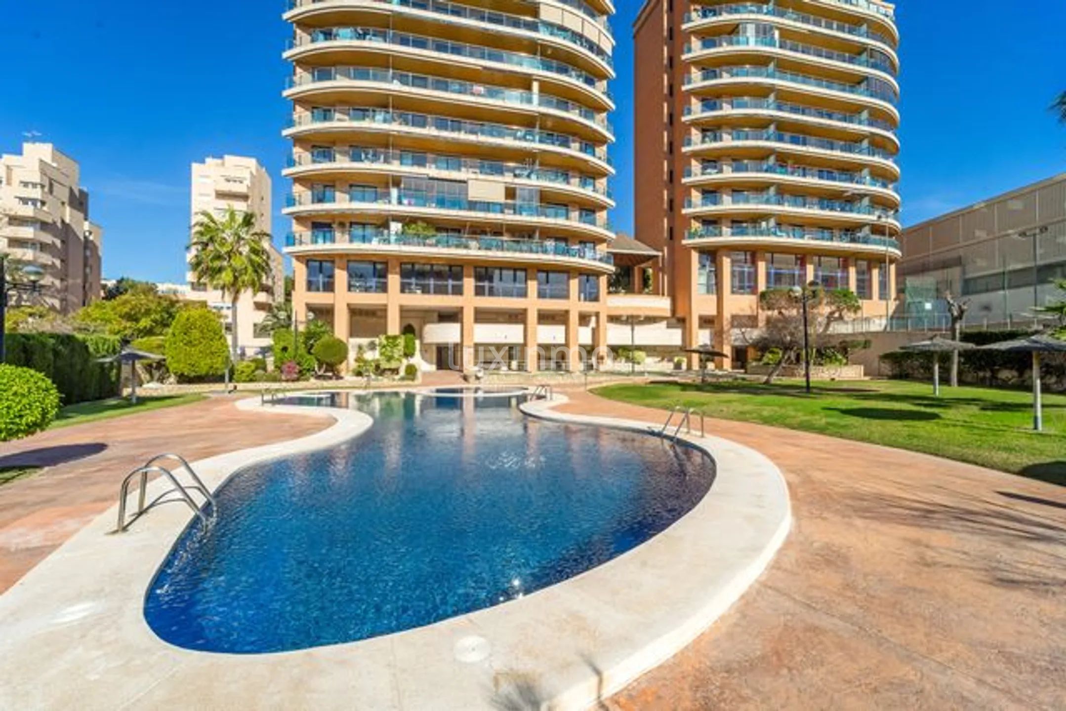 Квартира с панорамным видом на продажу в Кальпе — photo 1