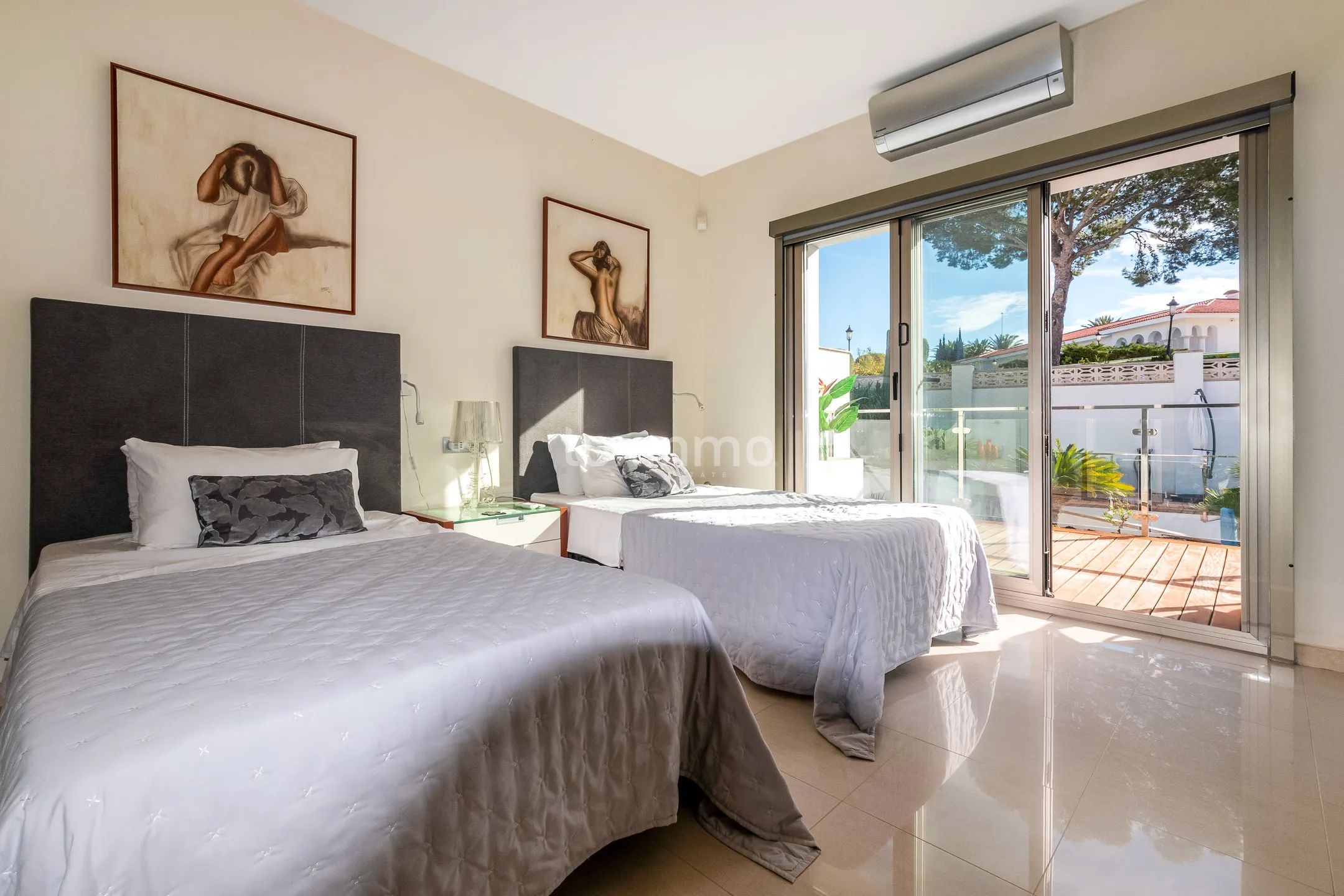 Beautiful villa with swimming pool for sale in Altea — photo 25