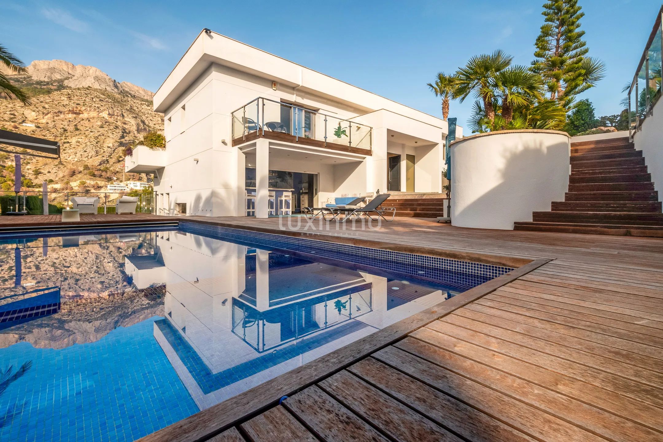 Beautiful villa with swimming pool for sale in Altea — photo 2