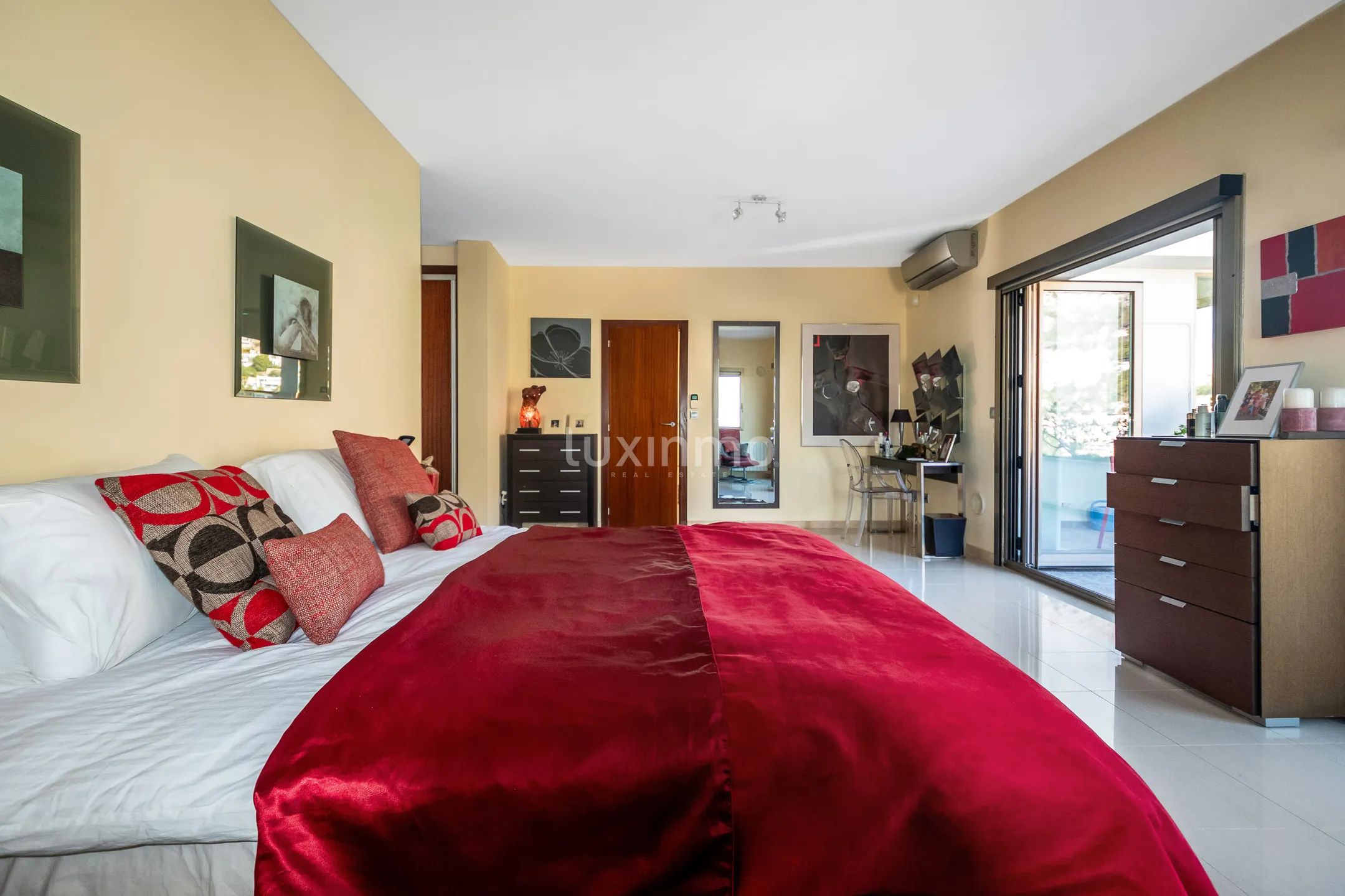 Beautiful villa with swimming pool for sale in Altea — photo 20