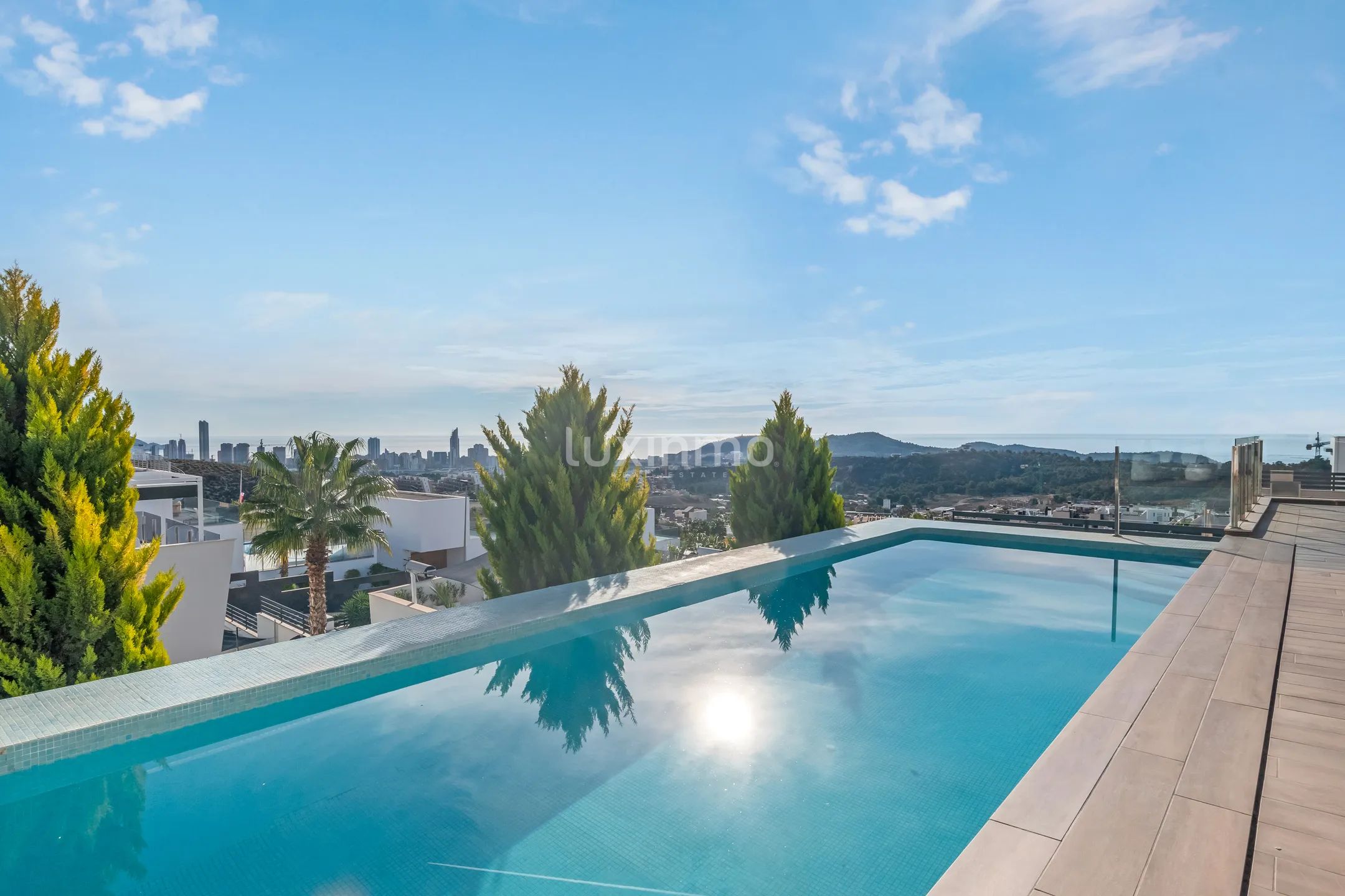 Luxury Villa for sale with Sea Views in Finestrat — photo 2