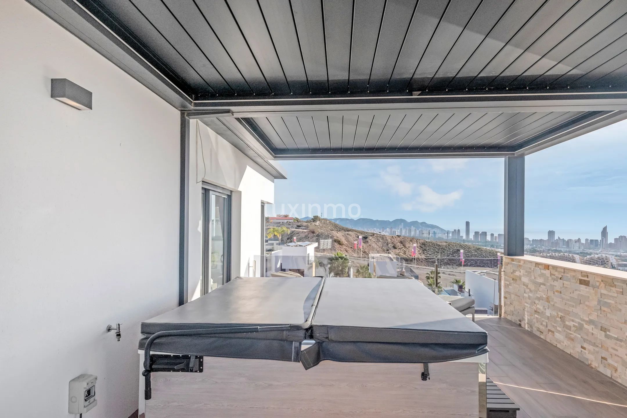 Lujosa Casa Independiente con Vistas al Mar en Balcón de Finestrat-Terra Marina — photo 25