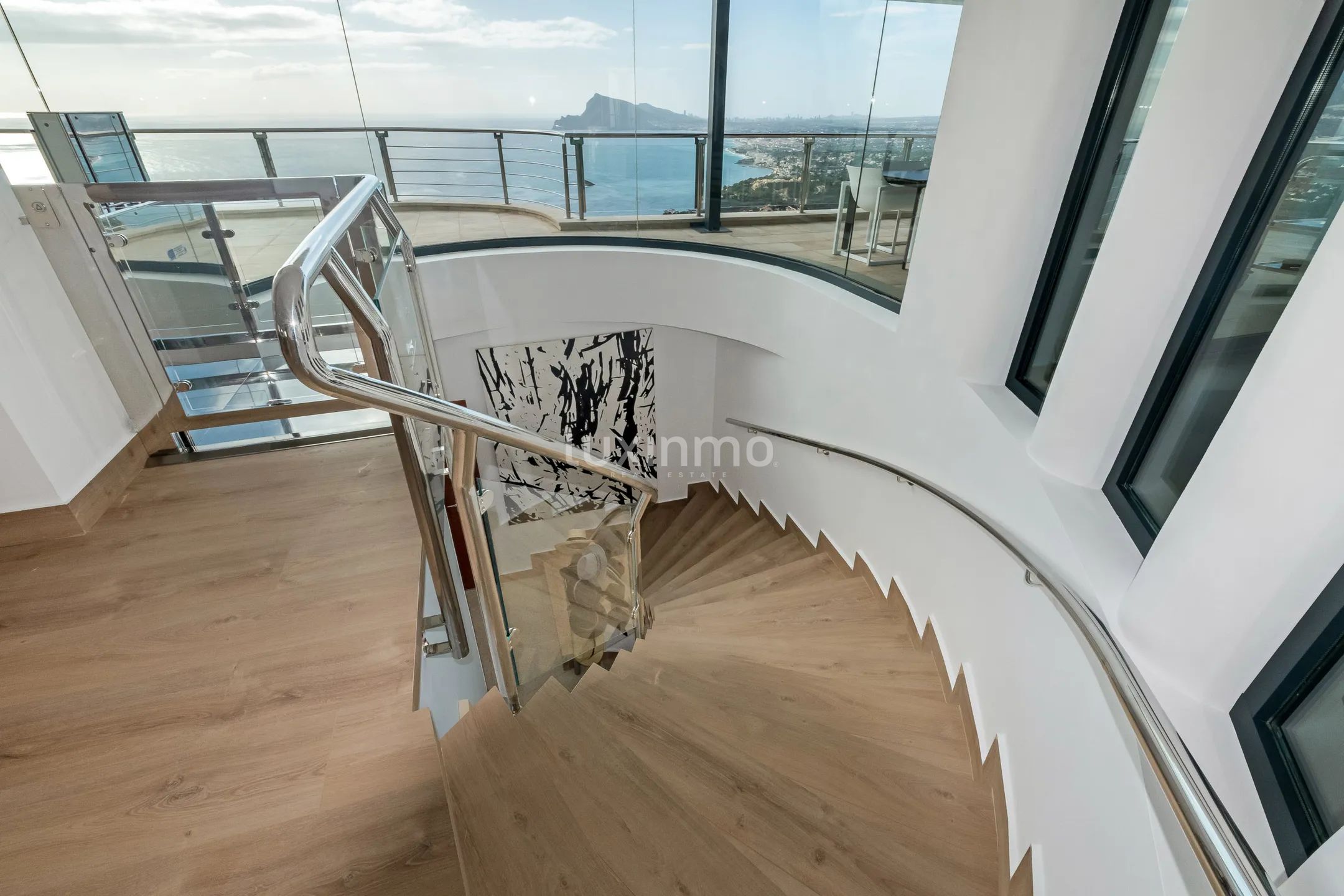 Villa unique avec vue spectaculaire sur la mer à vendre à Altea — photo 13