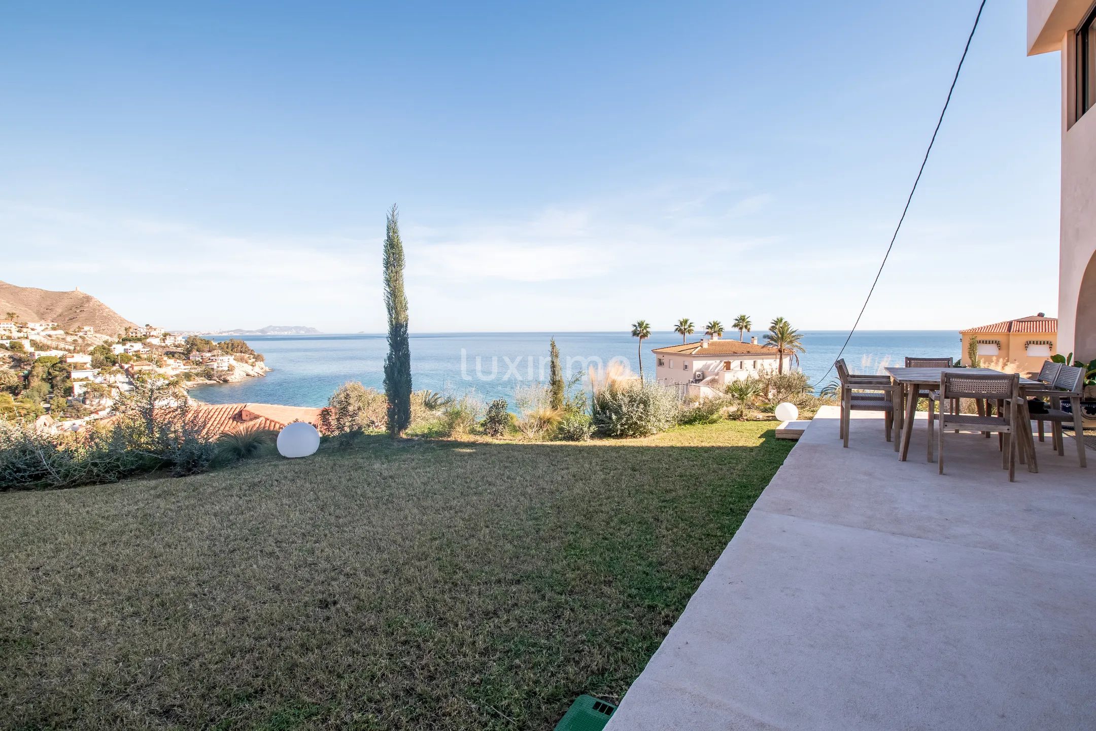 Впечатляющая дизайнерская вилла в Кала Ковета Фума в Эль Кампельо — photo 18