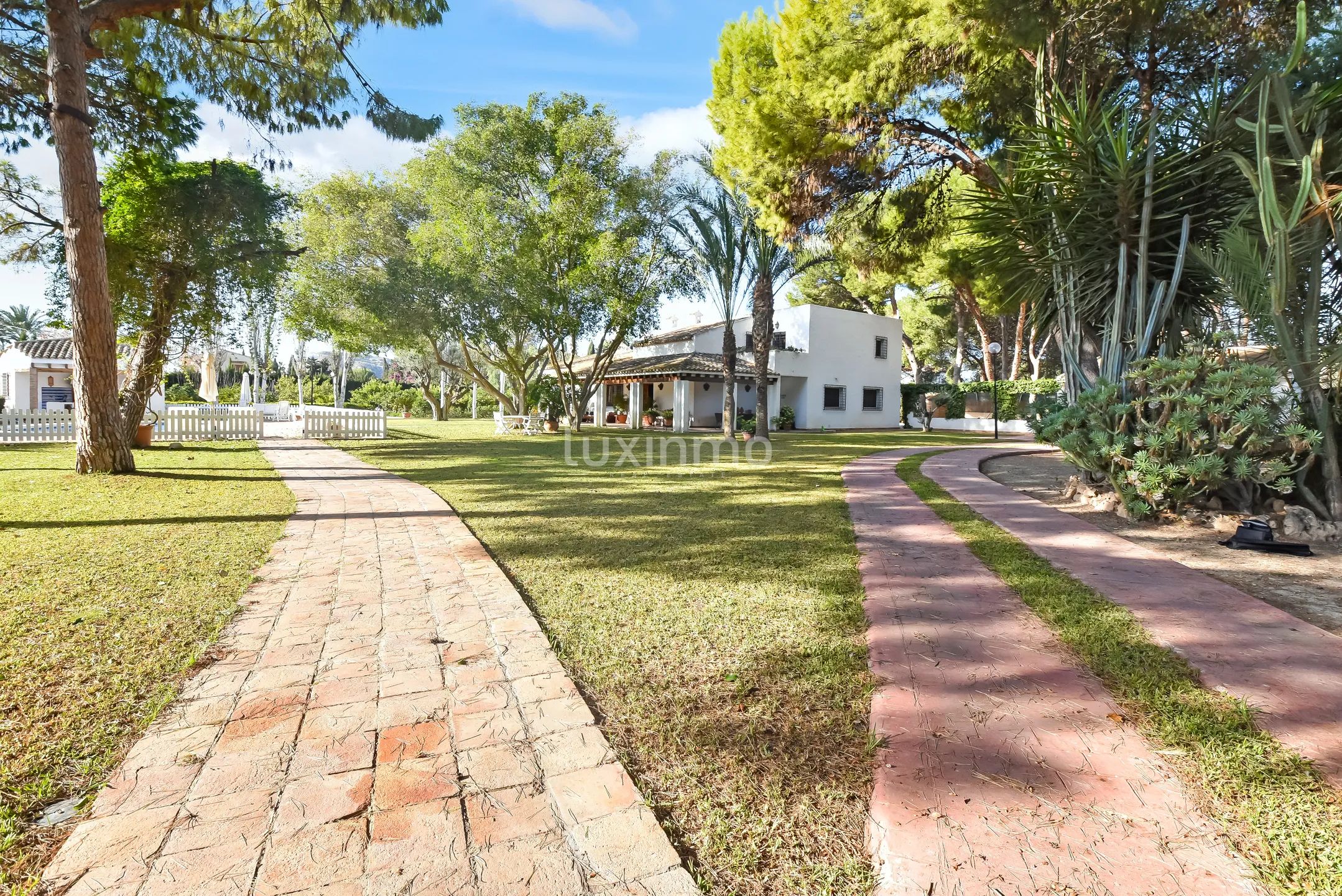 Mediterranean Detached House in Alicante Golf — photo 2