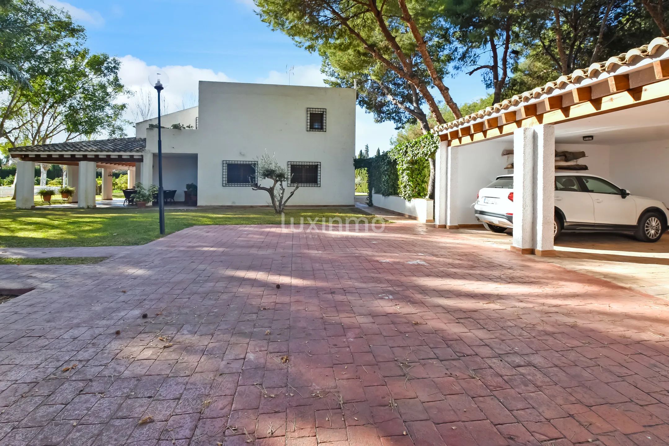 Mediterranean Detached House in Alicante Golf — photo 39