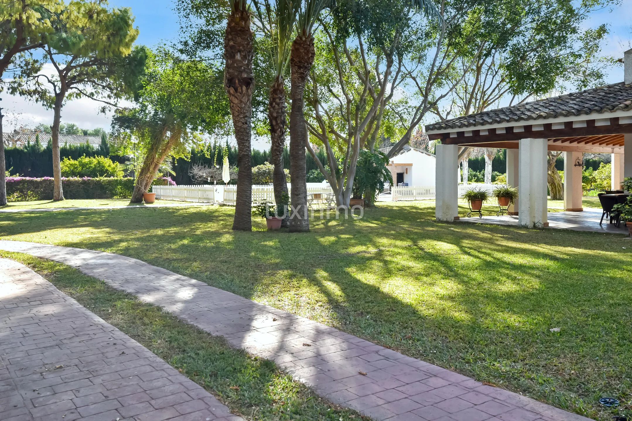 Mediterranean Detached House in Alicante Golf — photo 43