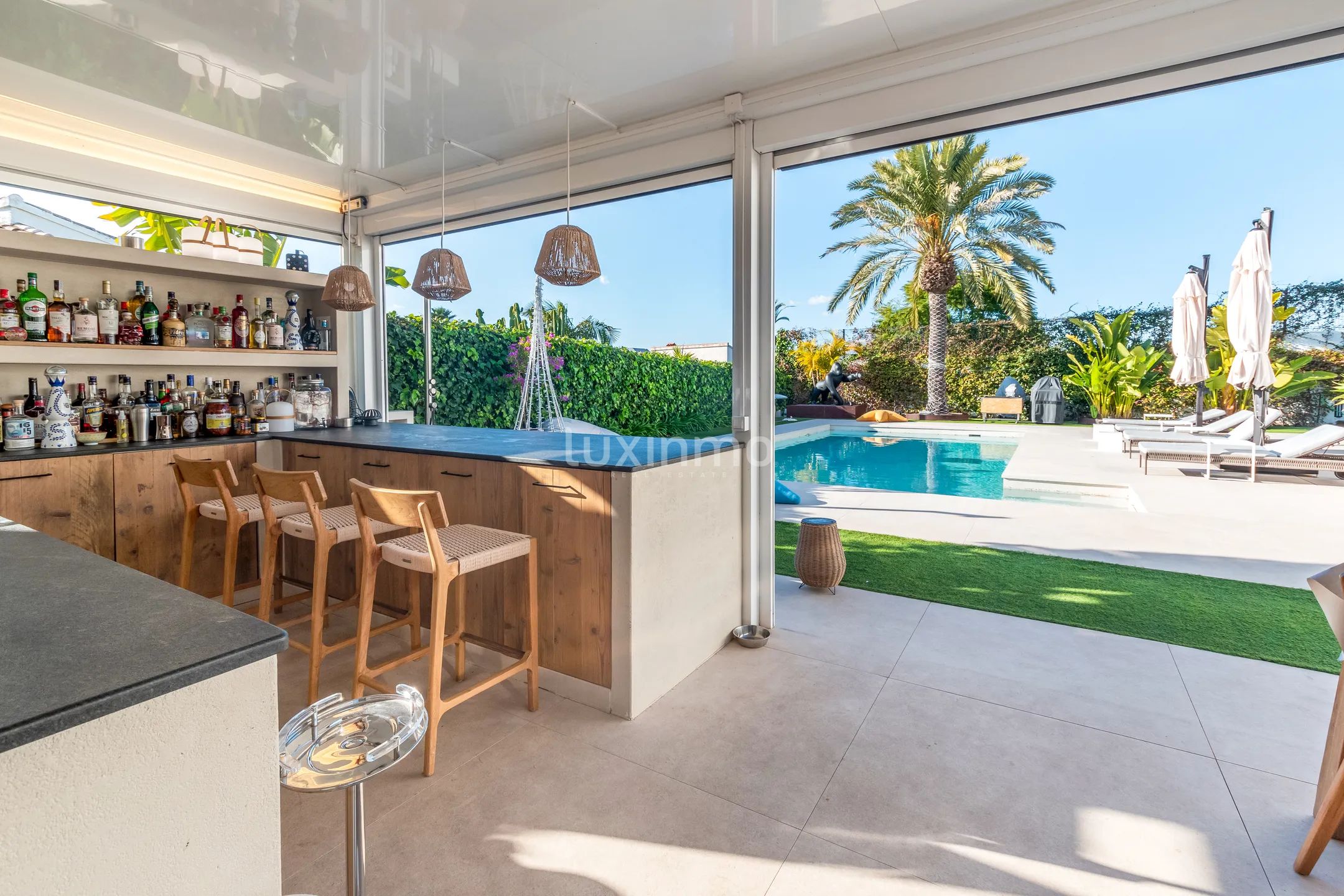Modern property in El Tosalet, Jávea — photo 1