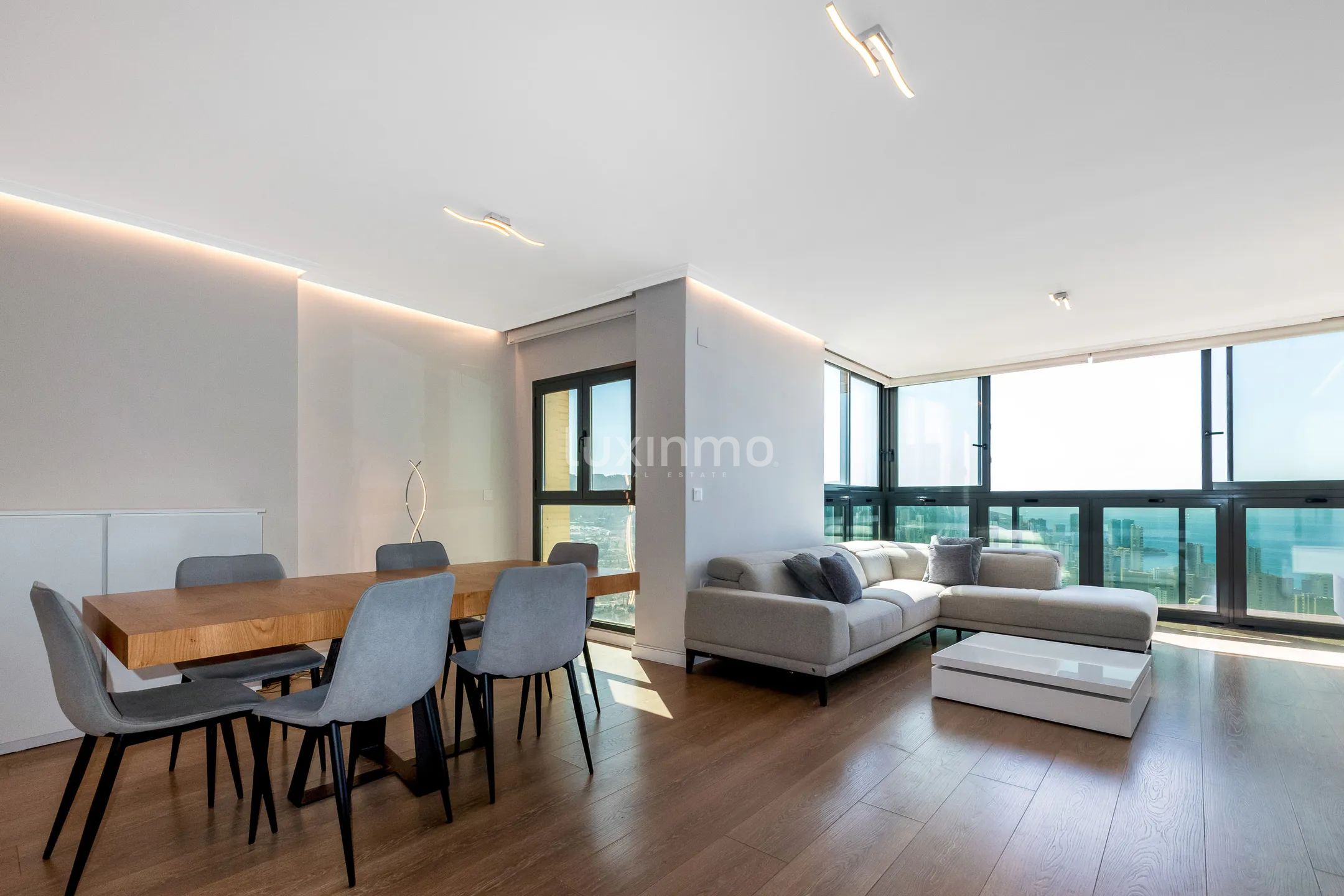 Beautiful penthouse with sea views for rent in Benidorm — photo 4