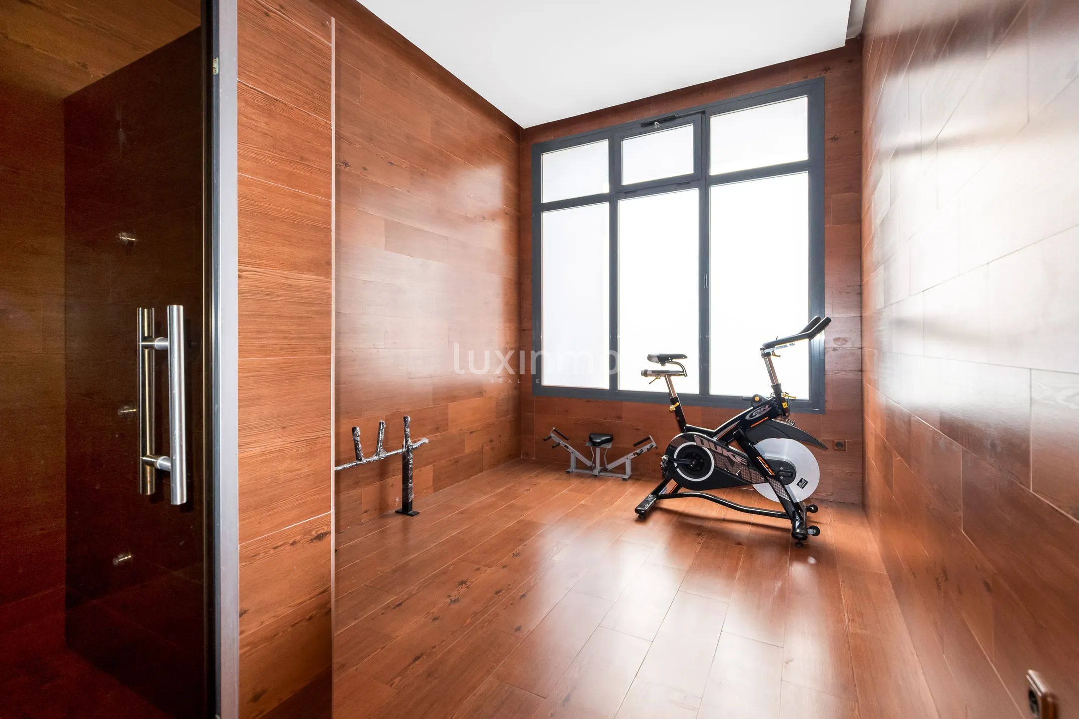 Beautiful penthouse with sea views for rent in Benidorm — photo 21
