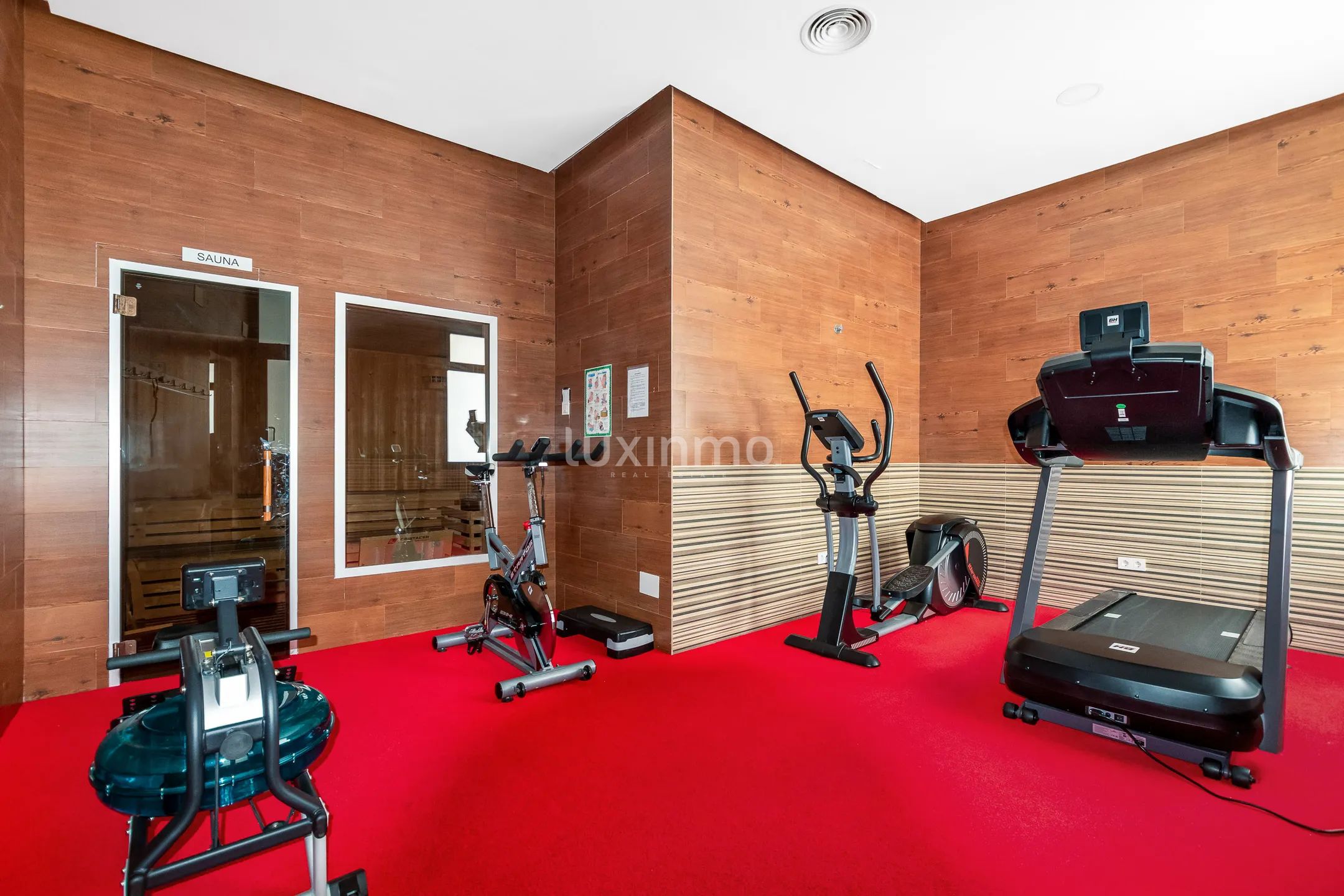 Beautiful penthouse with sea views for rent in Benidorm — photo 27