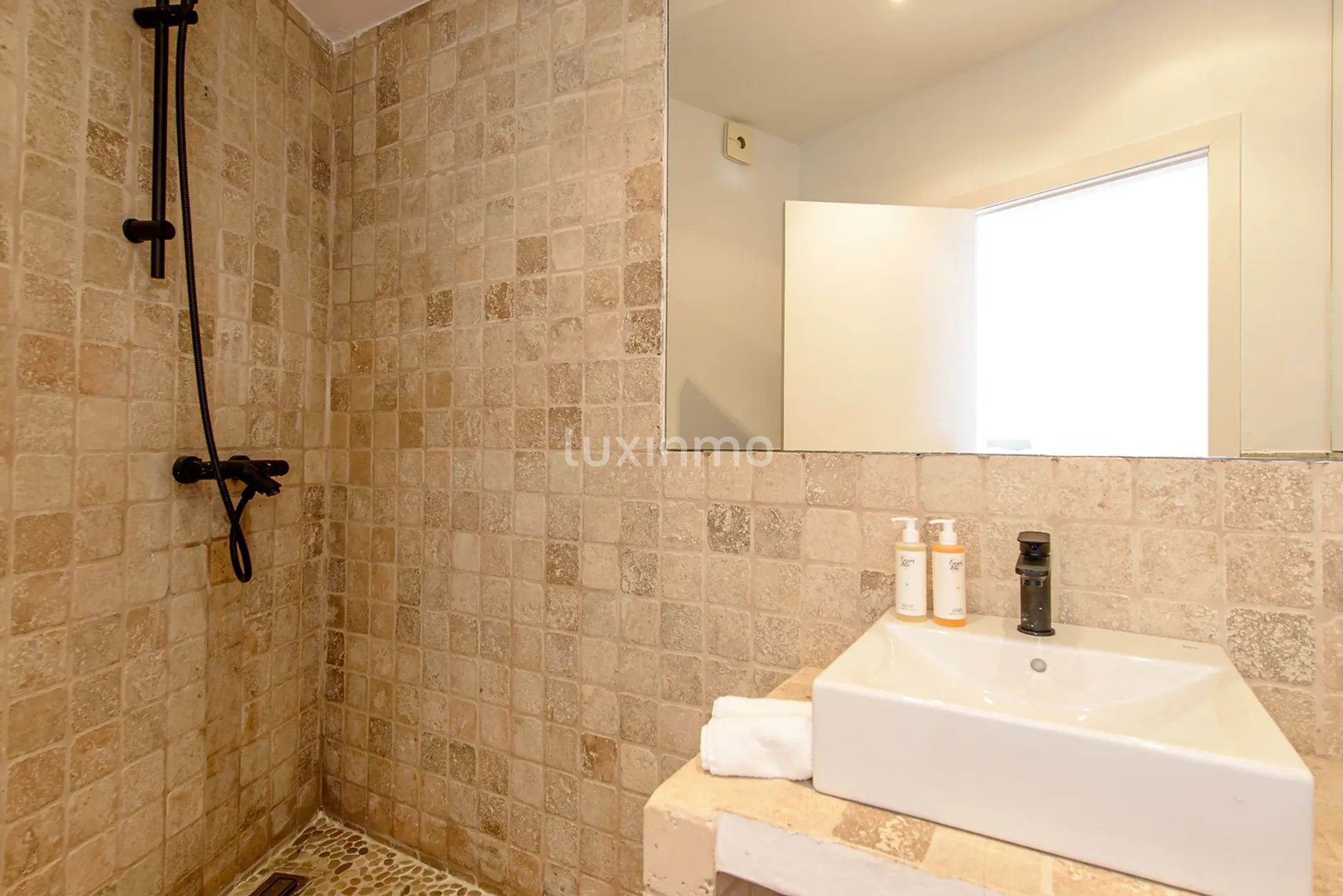 Lyxvilla med turistlicens i Roca Llisa — photo 30