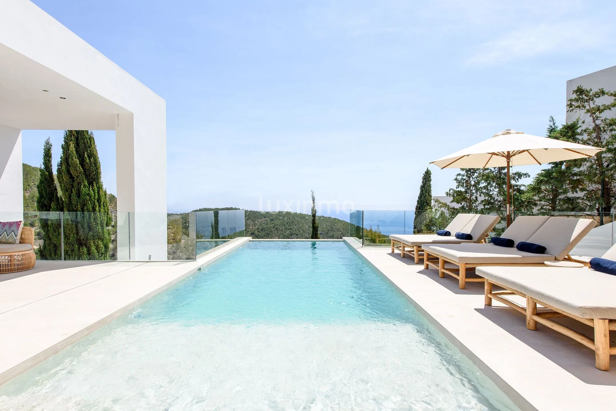 Lyxvilla med turistlicens i Roca Llisa — photo 16