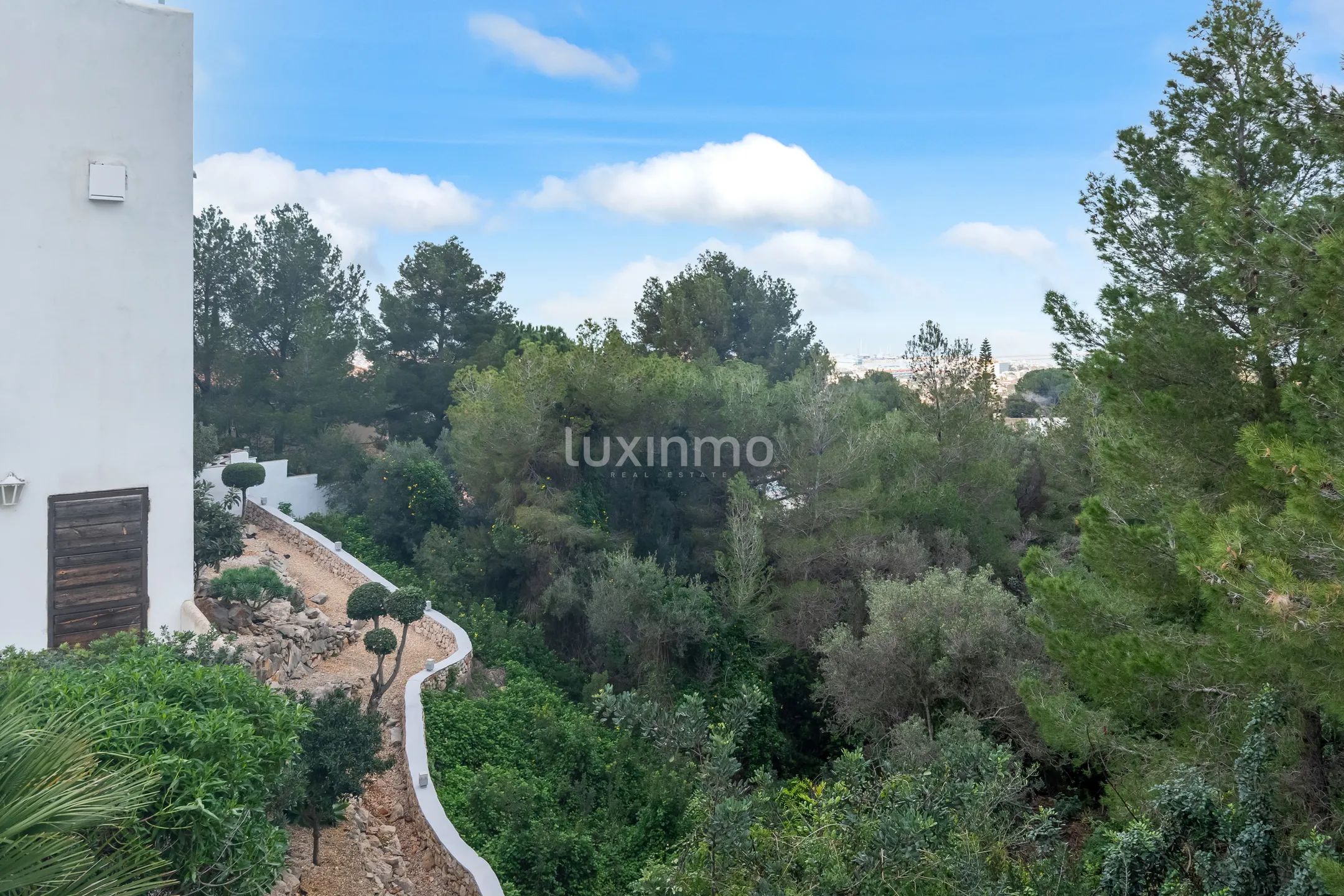 Espectacular vivienda de estilo mediterráneo en Denia — photo 36