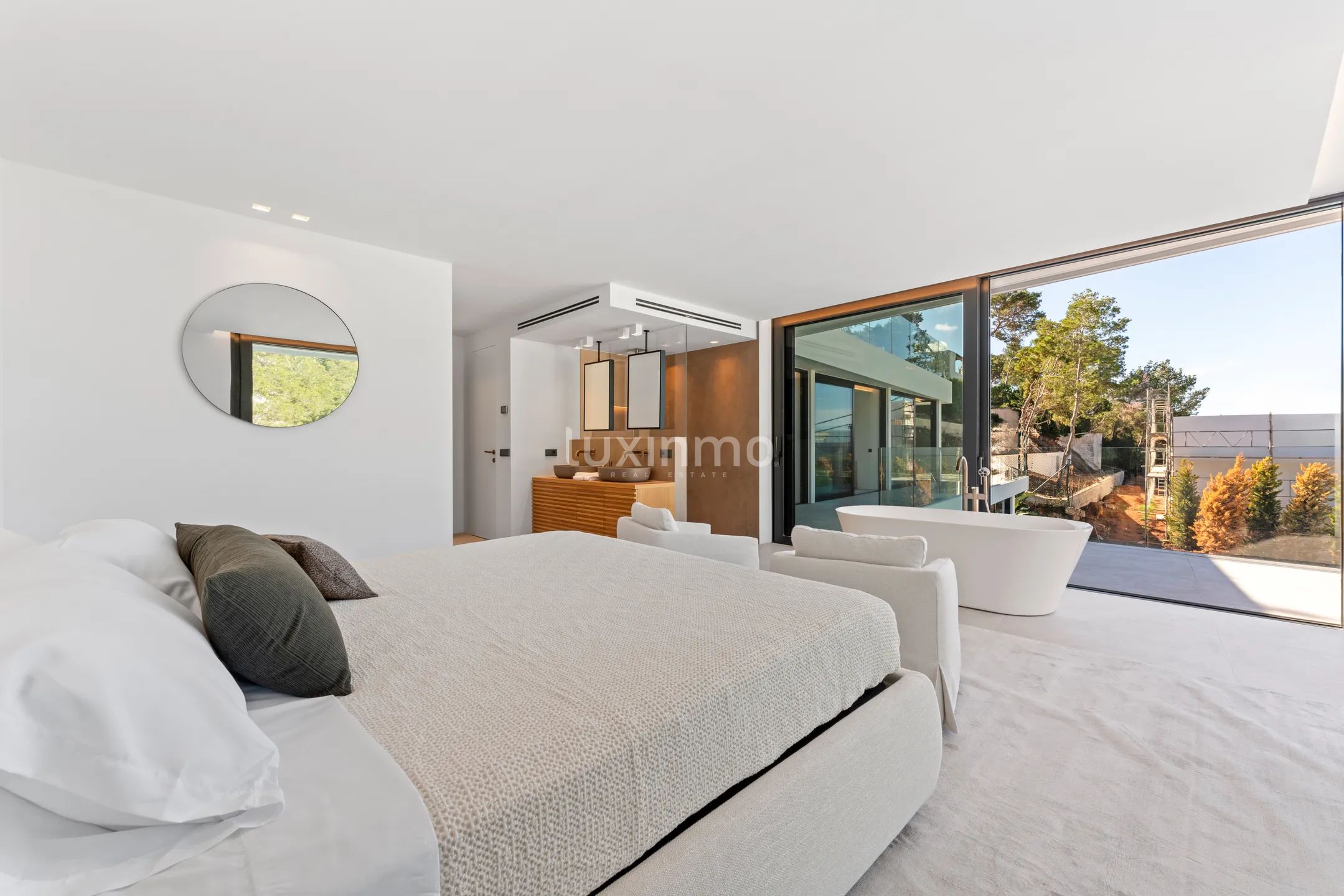 Exquisite Newly-Built Villa with Spectacular Sunset Views in Cala Salada, Ibiza — photo 30